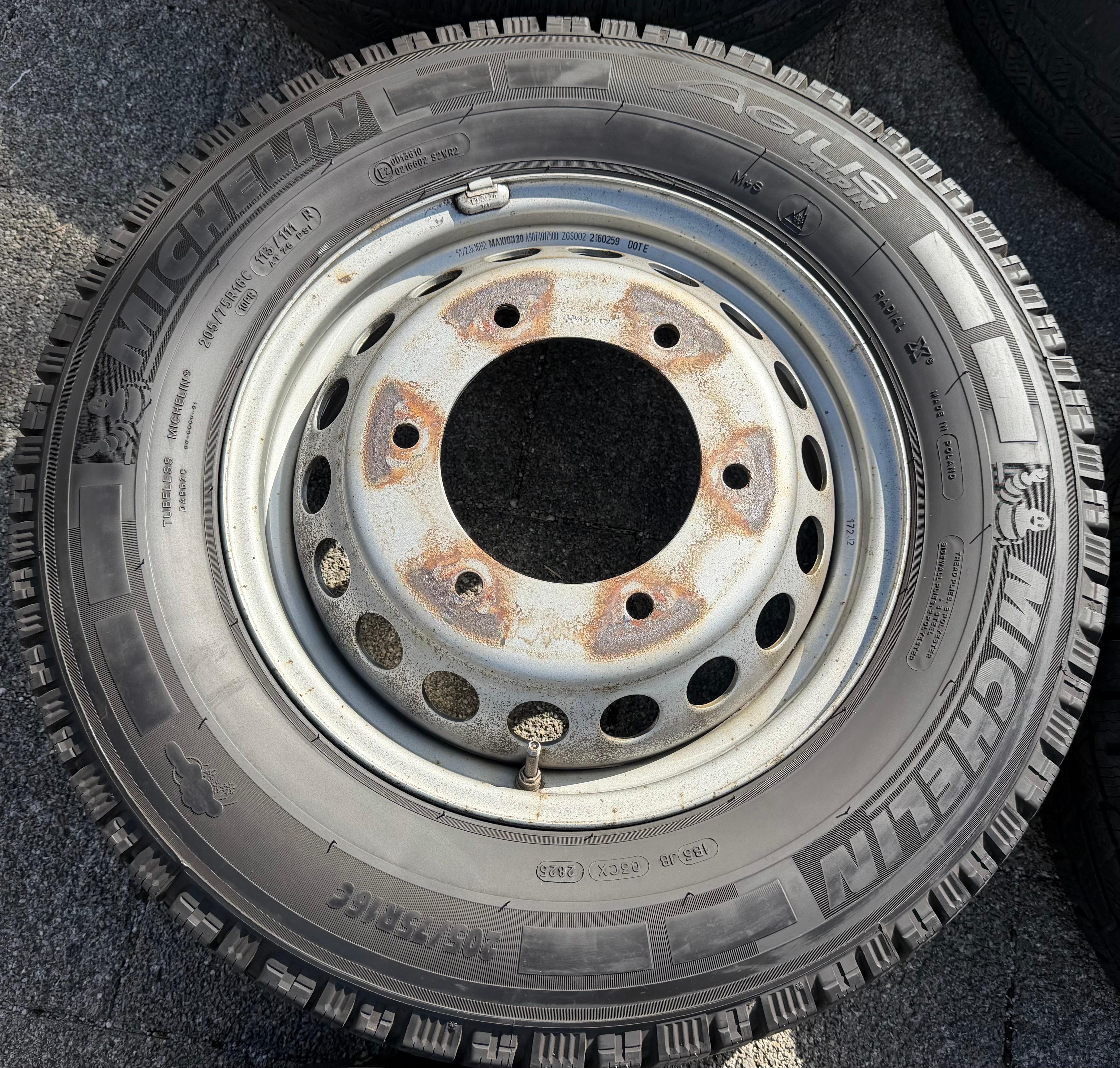 6 x WINTERRÄDER MERCEDES SPRINTER W906 A9064013800 205/75R16C 113/111R