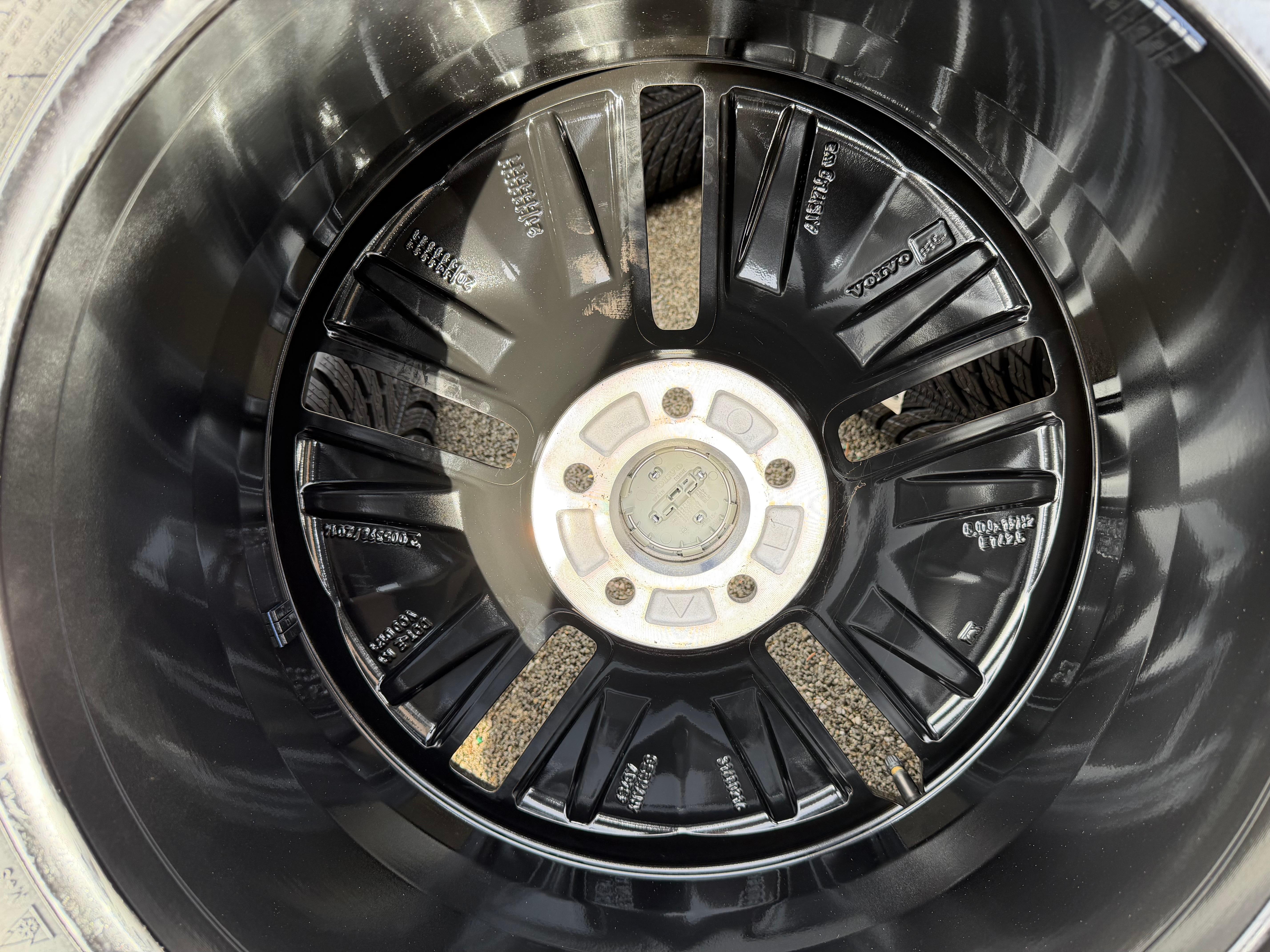 4 ruedas de invierno de aleación originales de 19" para Volvo XC90 II 31680216 235/55R19 105V Michelin