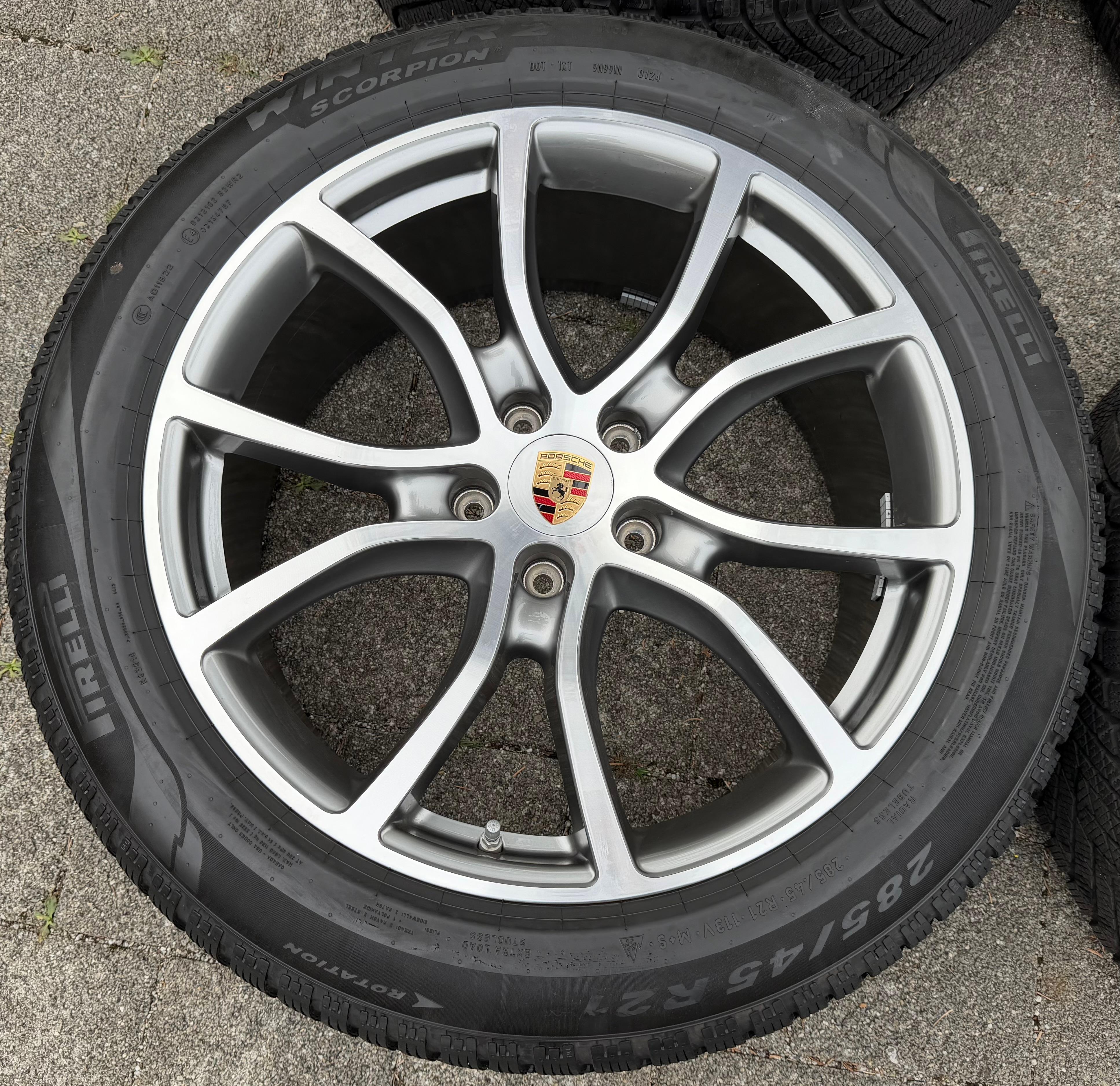 4 originele 21" aluminium winterwielen Porsche Cayenne Coupe II E3 9Y3601025BN Pirelli