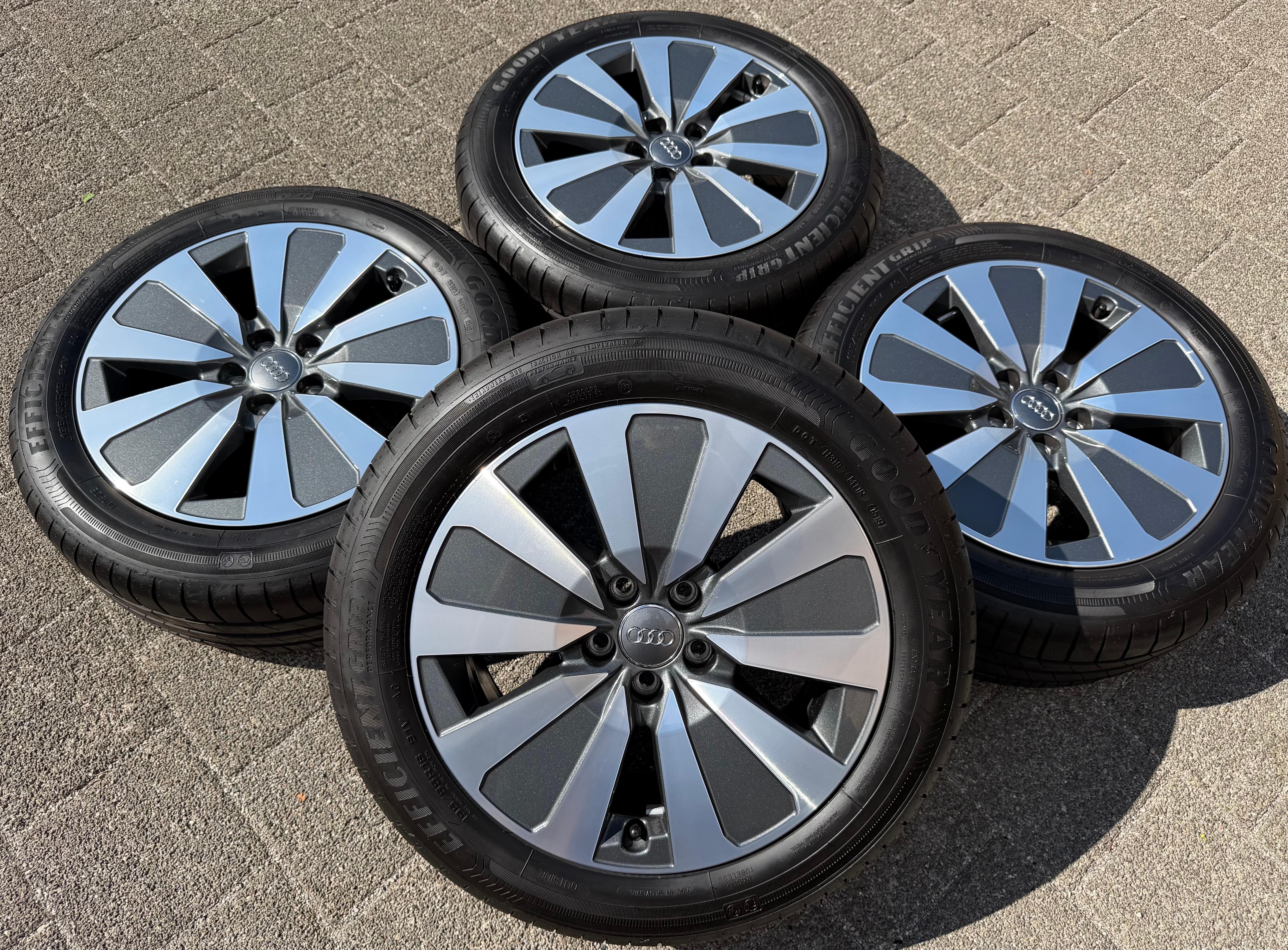 4 Original Alu Sommerräder Audi A1 GB 82A601025D 195/55R16 91V Goodyear
