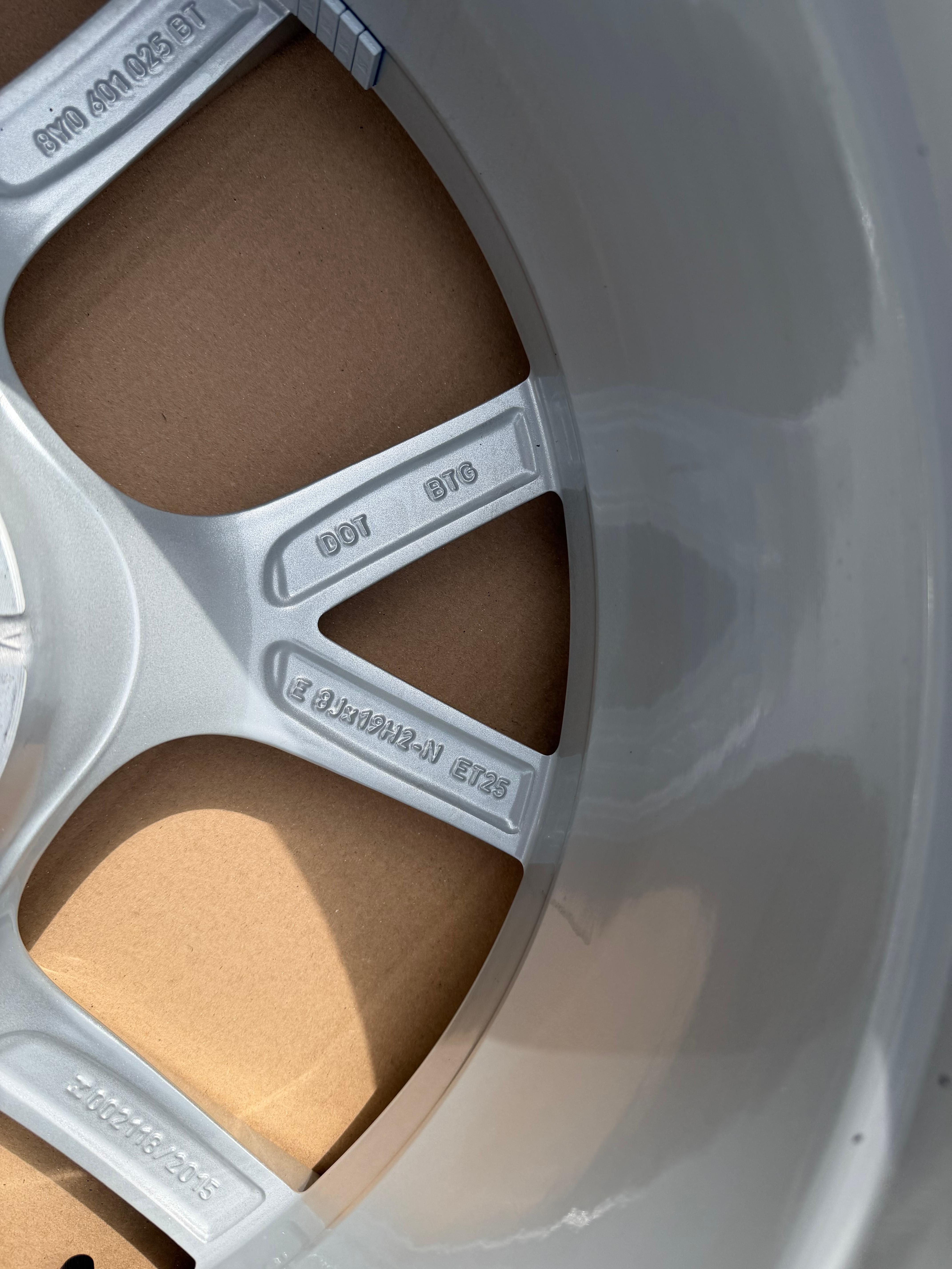 1 cerchio in lega originale Audi RS3 da 19", 8Y, 8Y0601025BT, 8x19 ET25, NUOVO
