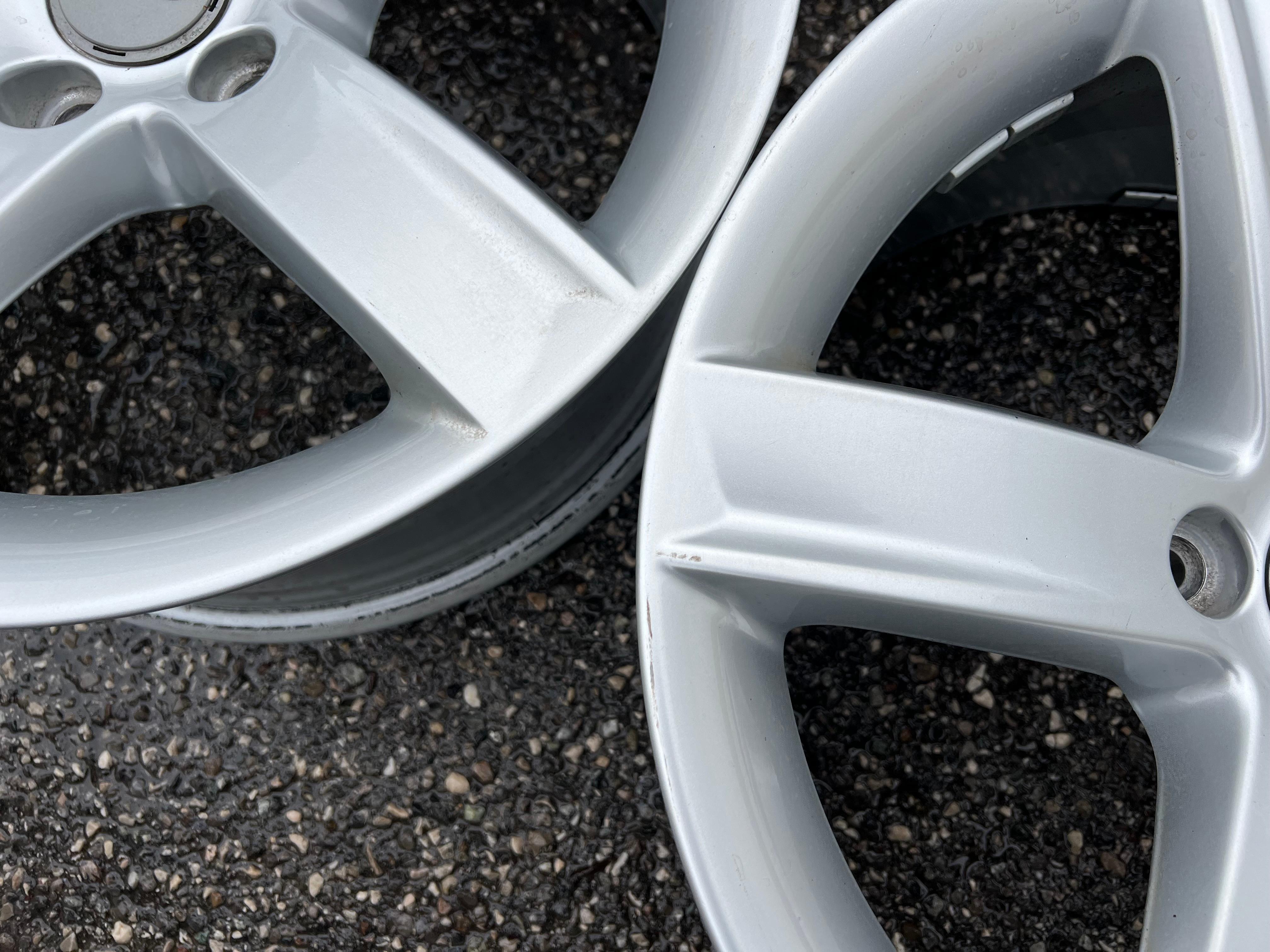 4 CERCHI ORIGINALI IN ALLUMINIO DA 17" AUDI A5 8T 8T0071497 CONSEGNA GRATUITA