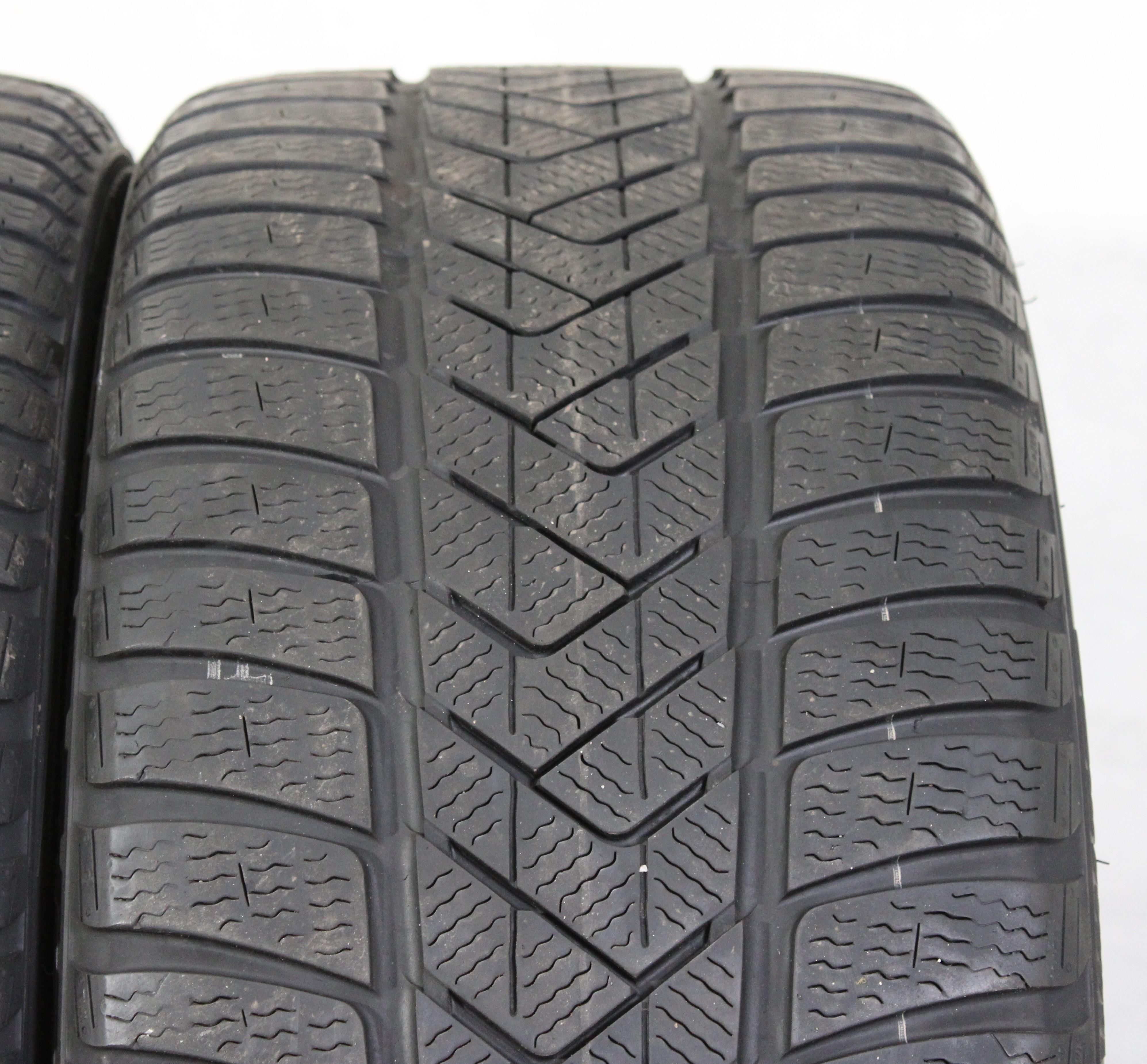 2 x 255/40R18 99V pneus hiver Pirelli Sottozero 3 Runflat 4-4,5mm 2021 *