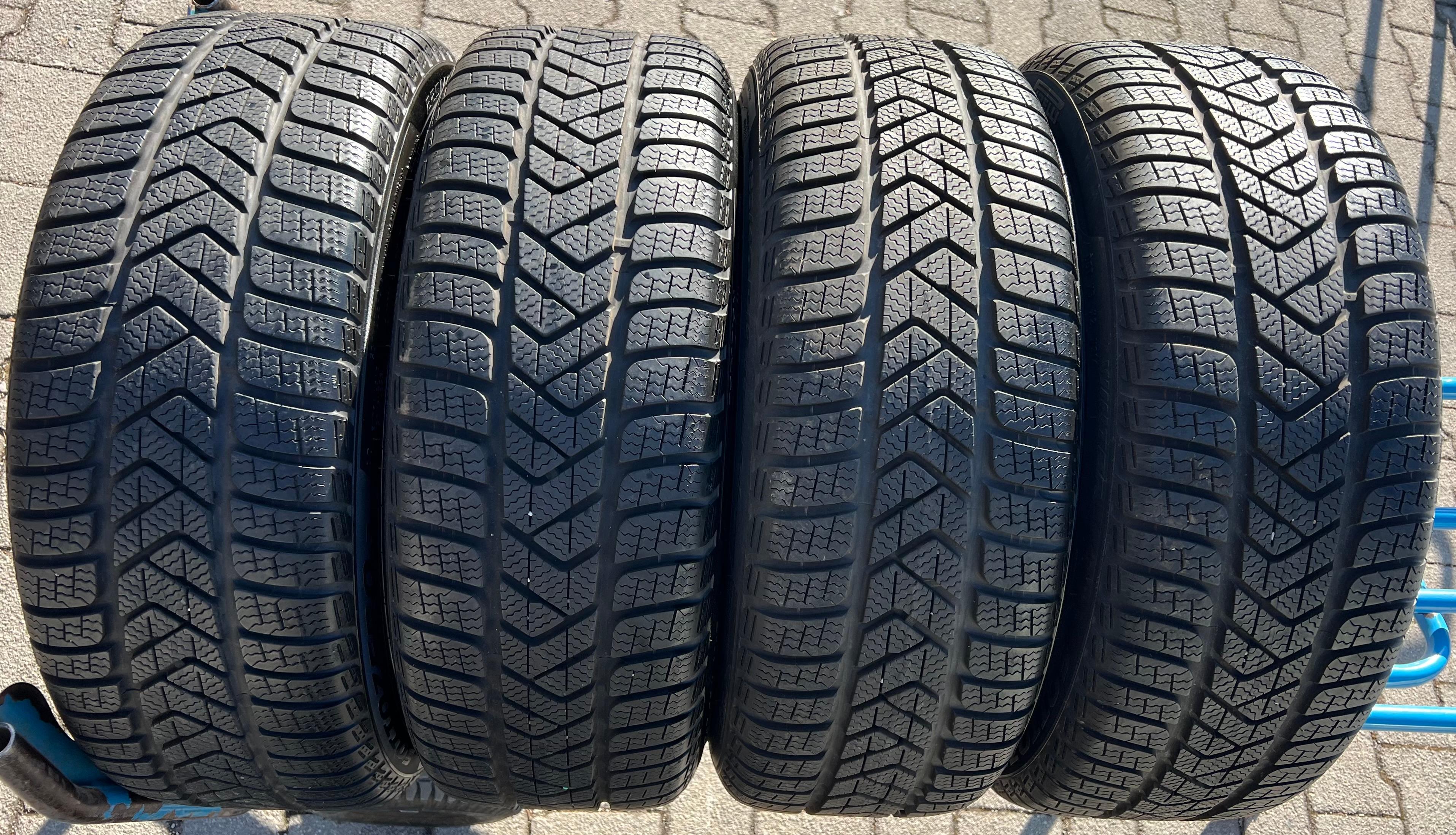 4 ORIGINAL 19" ALU WINTERRÄDER AUDI TT TTS 8S 8S0601025AG 225/40R19 93V PIRELLI