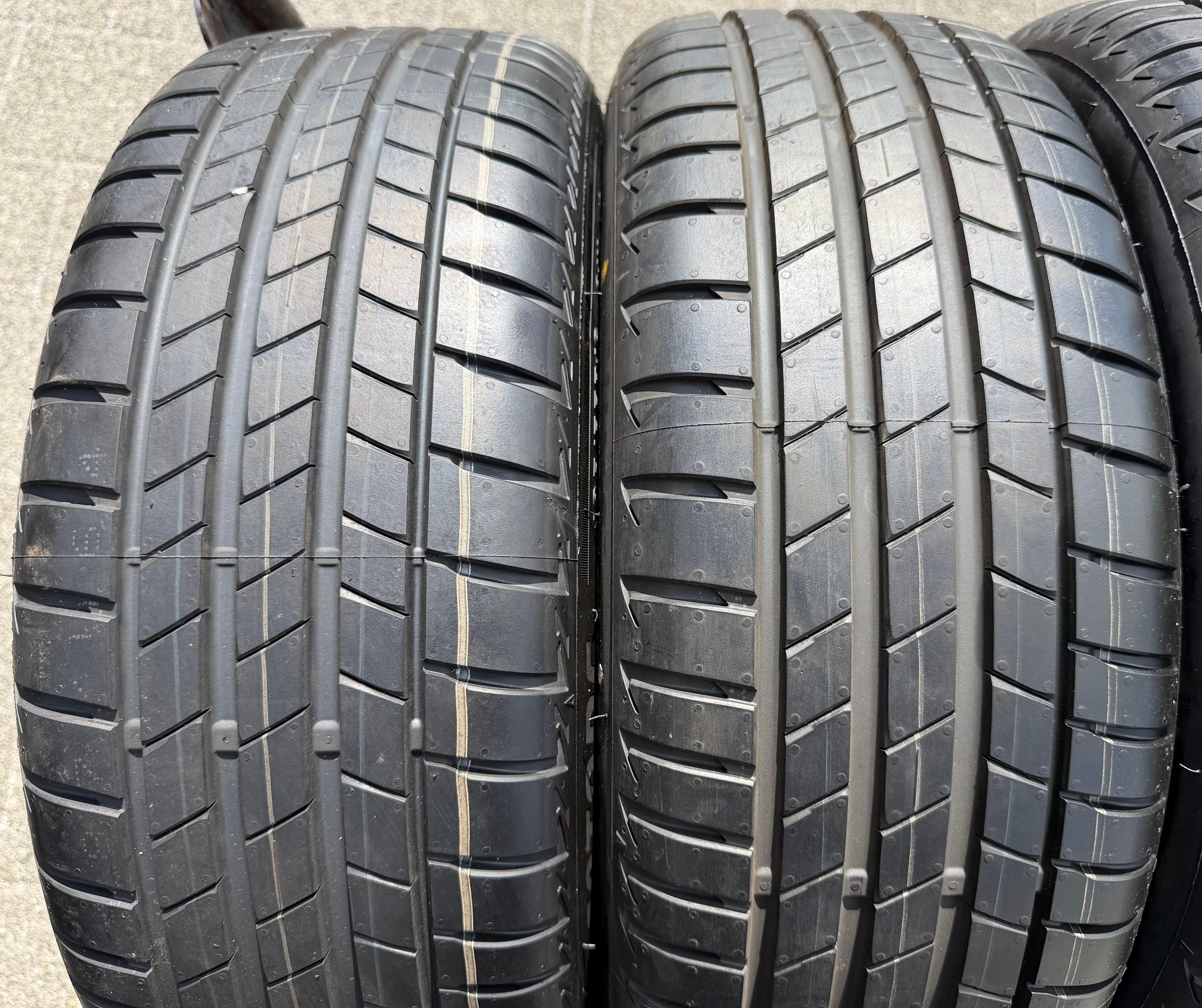 4 ruote estive originali in lega Audi A1 GB 82A601025B 195/55R16 91V Bridgestone