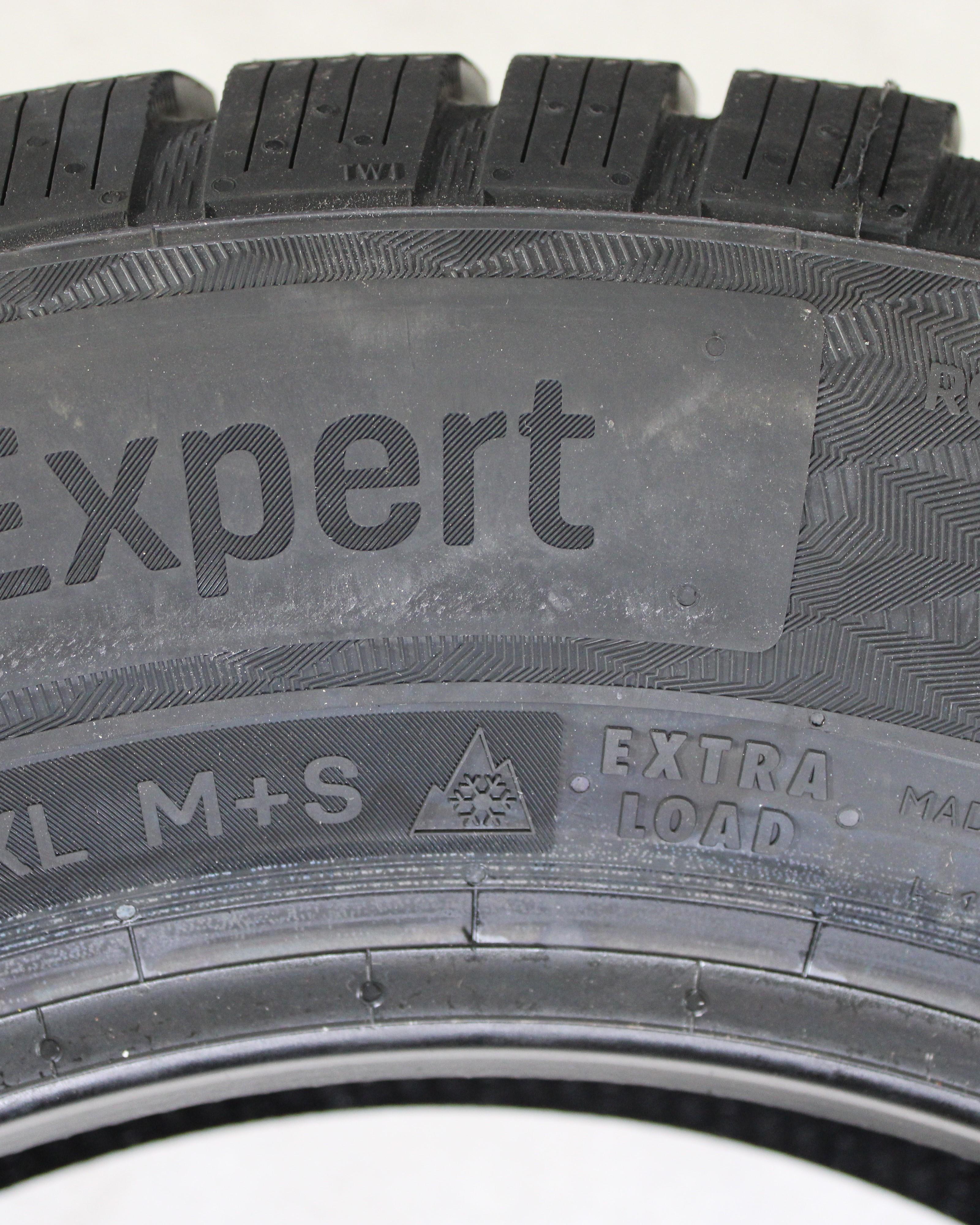 4 x 215/65R16 102H Pneumatici invernali Uniroyal Winter Expert 2024 XL NUOVI