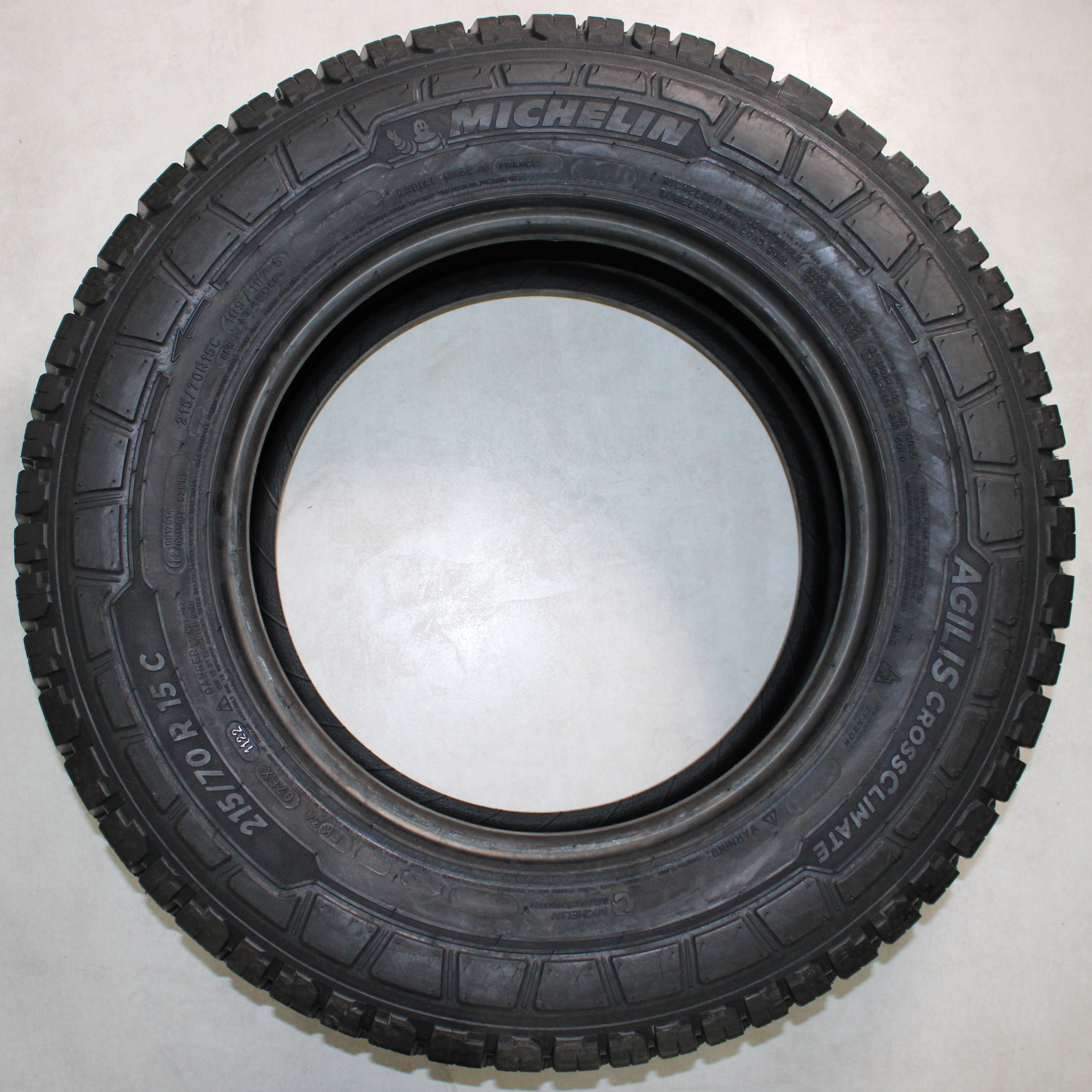 2 x 215/70R15C 109/107S Ganzjahresreifen Michelin Agilis Cross Climate 2022