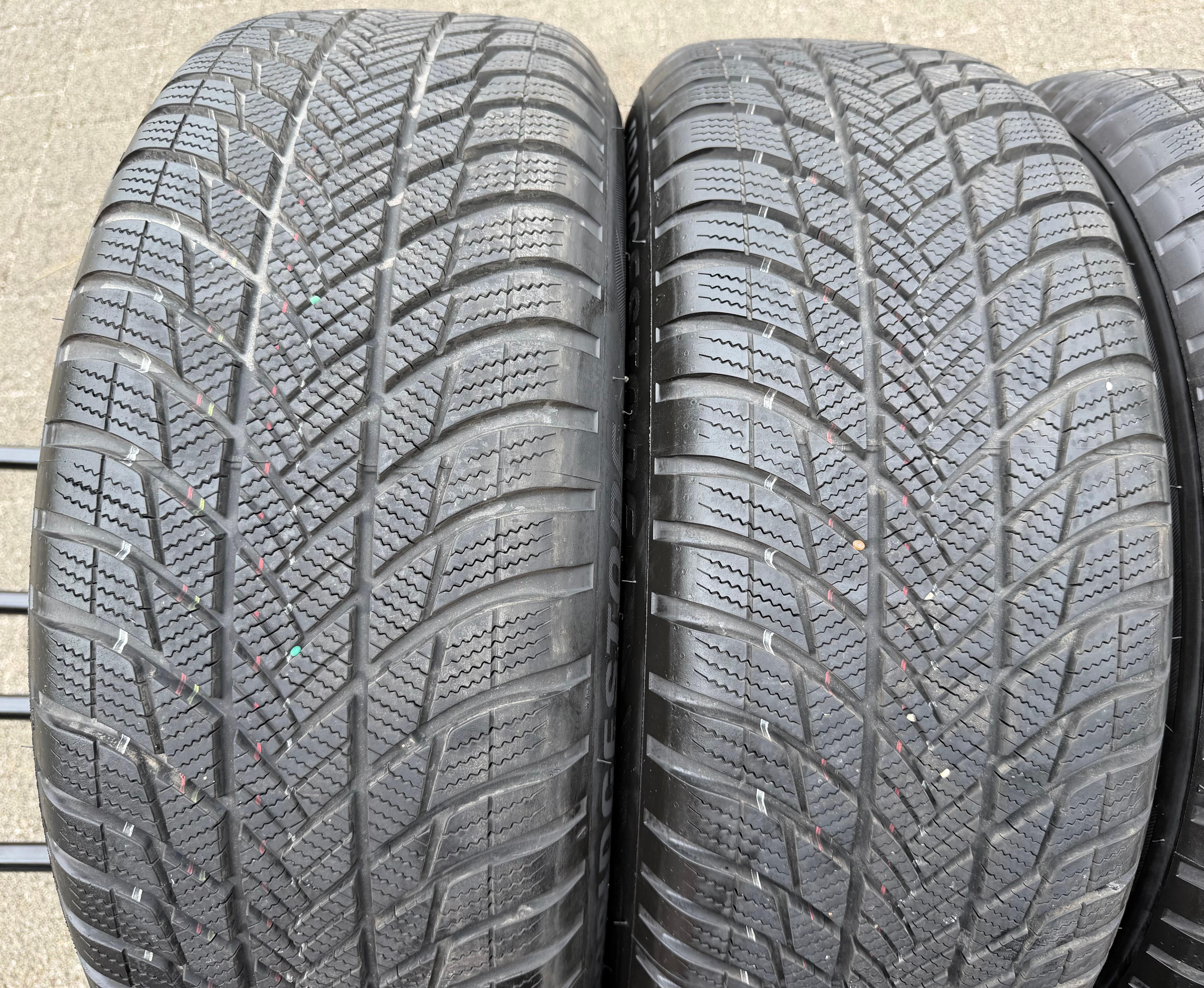 4 cerchi in lega originali da 18" con pneumatici invernali Audi A6 4K C8 225/55R18 102V Bridgestone 2022