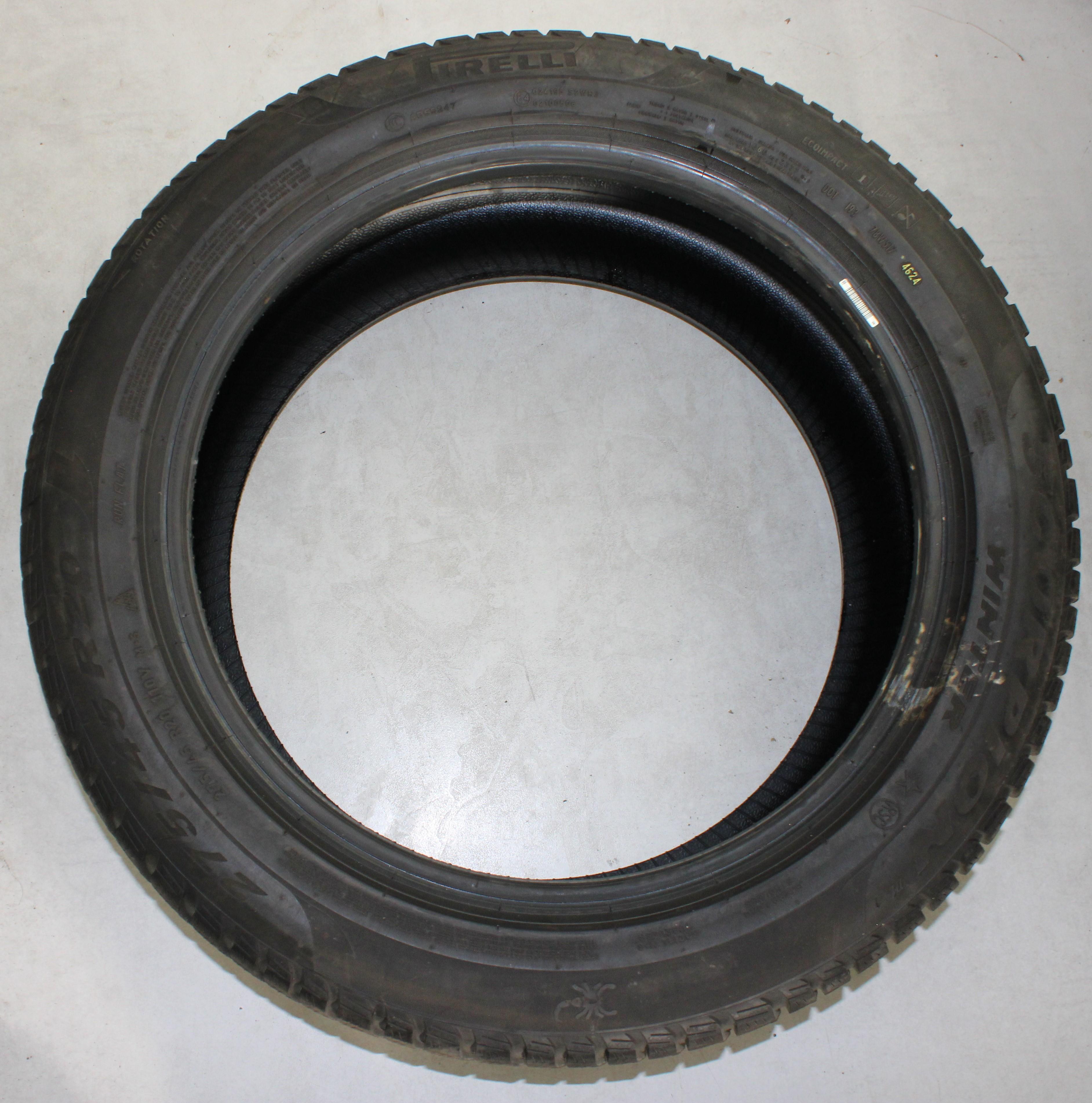 1 pneumatico invernale Pirelli Scorpion Winter* Runflat 275/45R20 110V, 6,5-7 mm, 2024