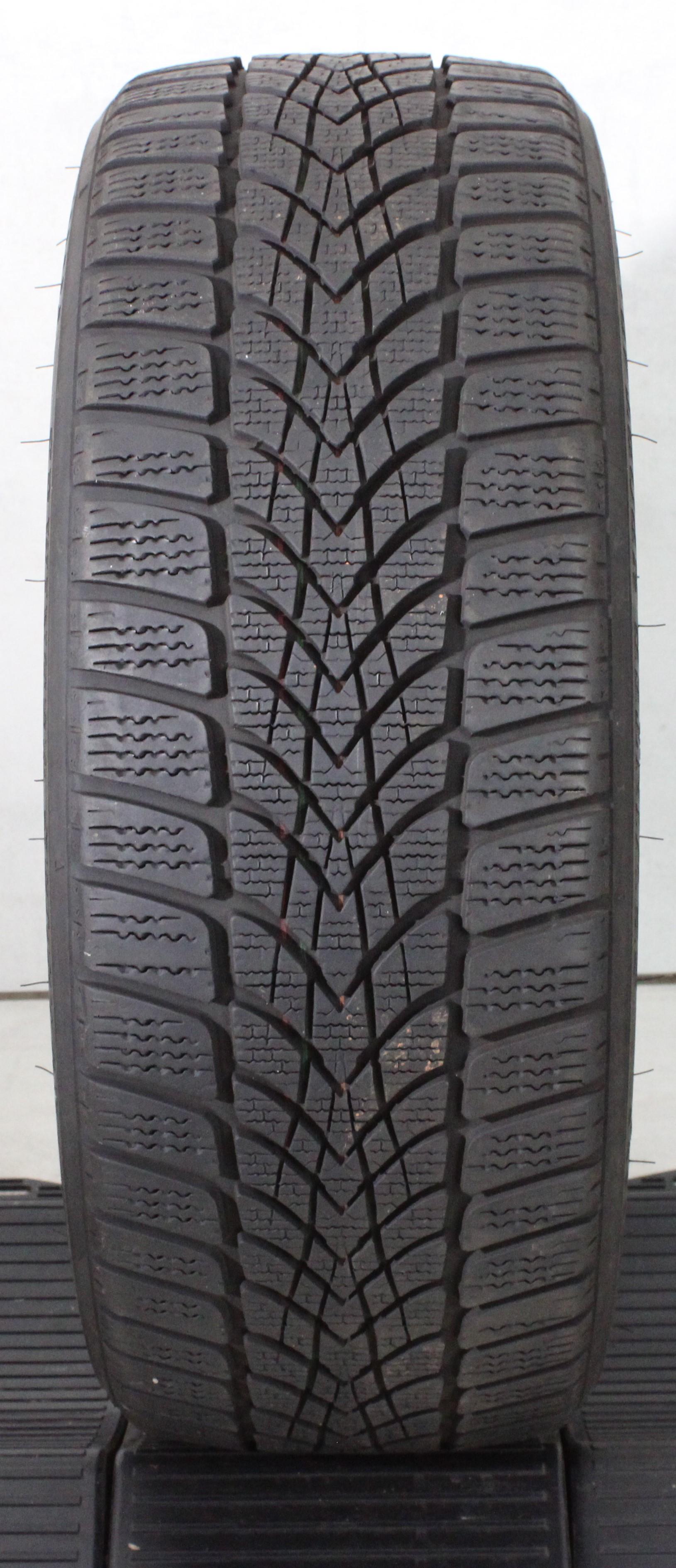 1 x 205/45R17 88V Winterreifen Dunlop SP Winter Sport 4D DSST Runflat 5,5-6mm 2022 *