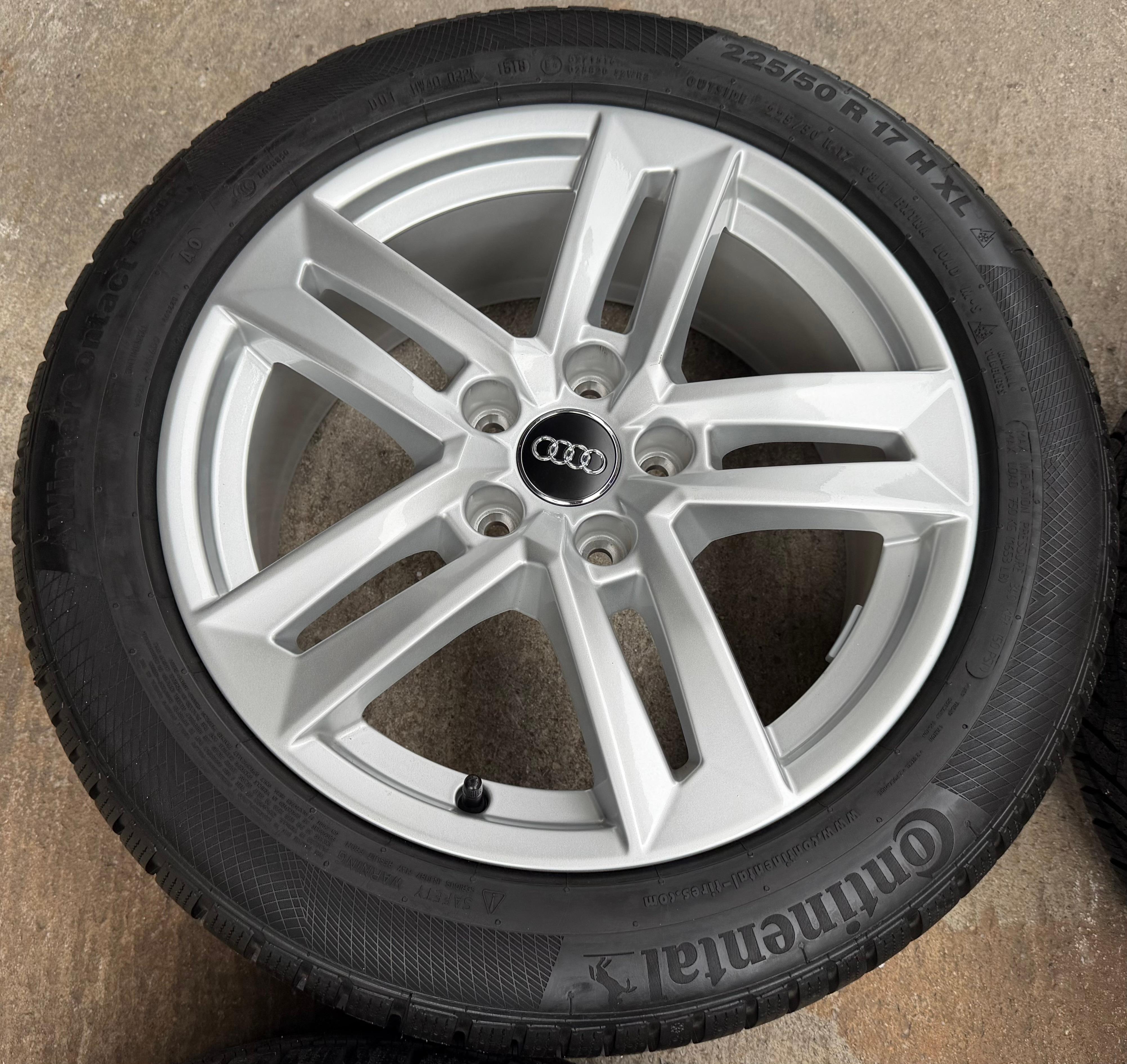 4 Original 17" Alu Winterräder Audi A4 B9 8W 8W0601025P 225/50R17 98H Continental