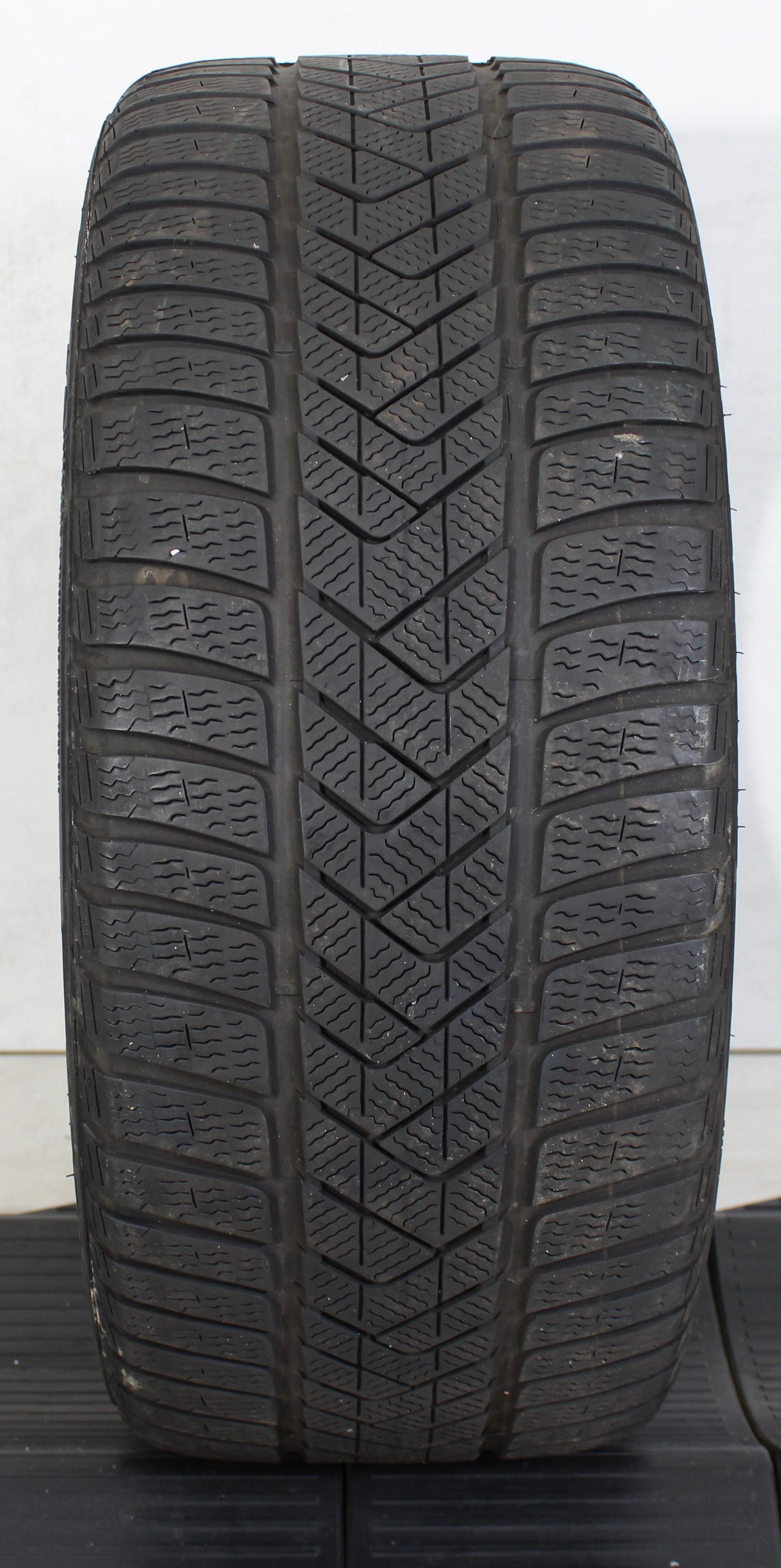1 x 255/40R18 99V Winterreifen Pirelli Sottozero 3 Runflat 4,5-5mm 2018 *