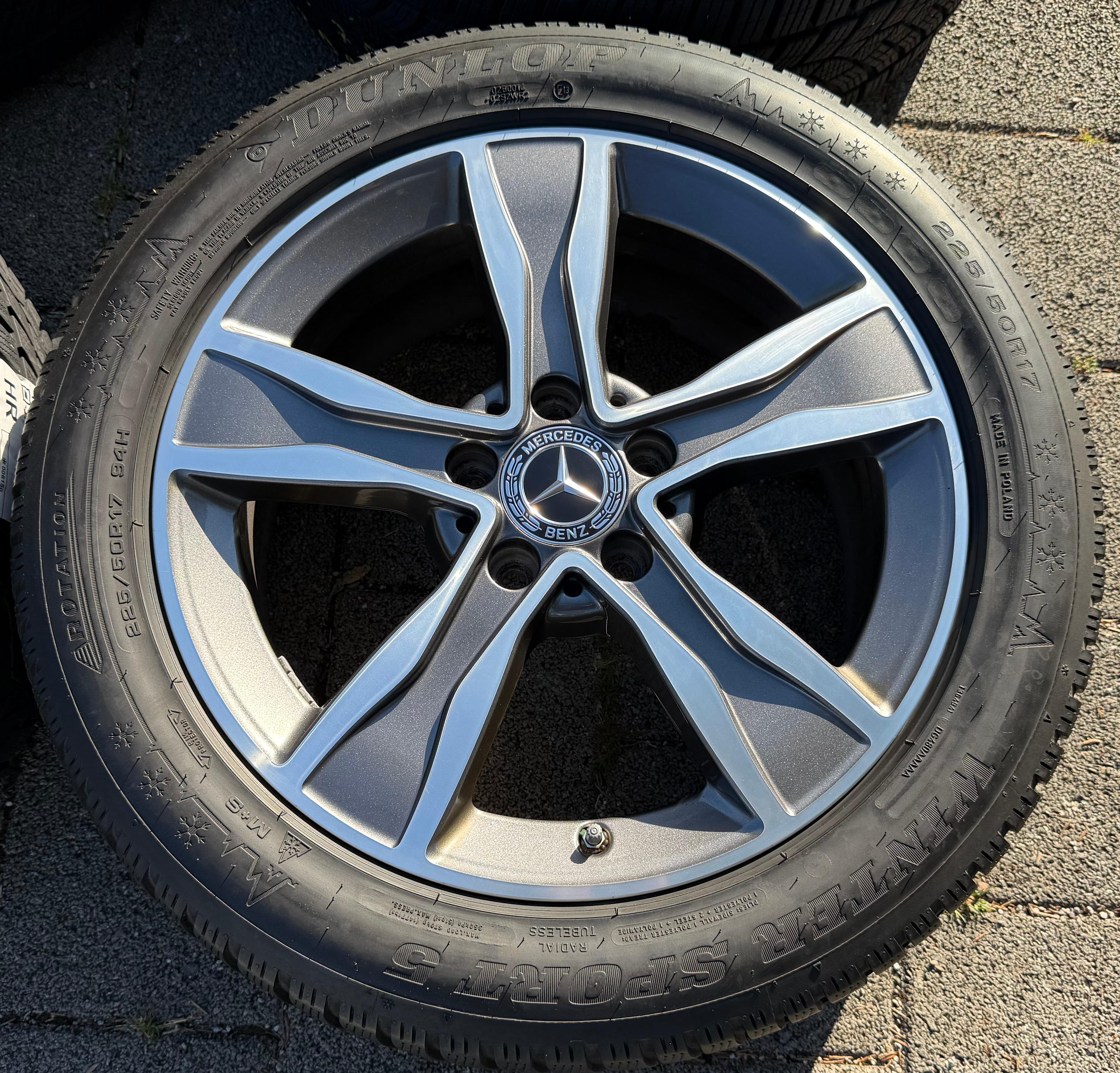 4 Original 17" Alu Winterräder Mercedes C-Klasse W205 A2054010800 225/50R17 94H