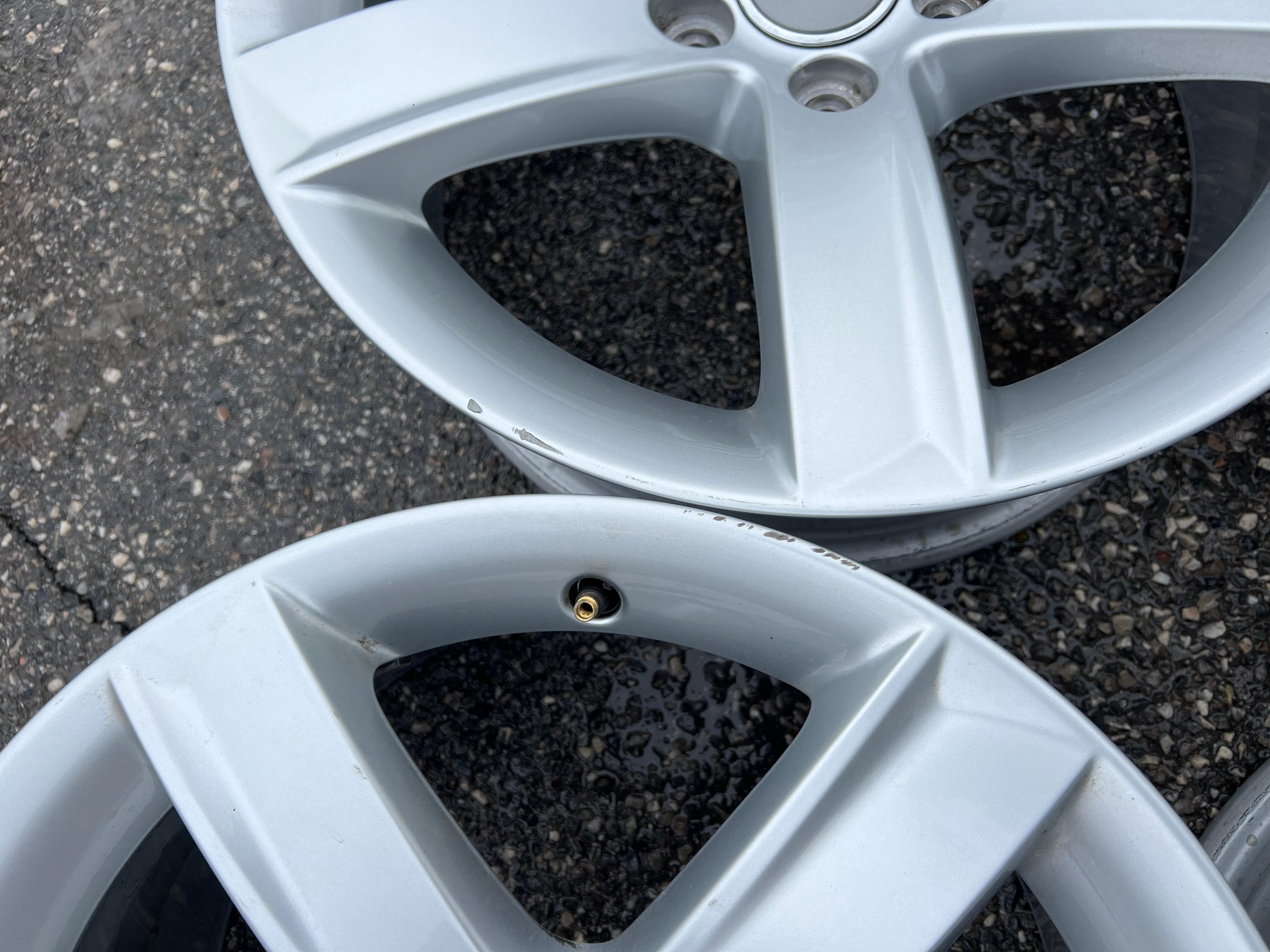 4 CERCHI ORIGINALI IN ALLUMINIO DA 17" AUDI A5 8T 8T0071497 CONSEGNA GRATUITA