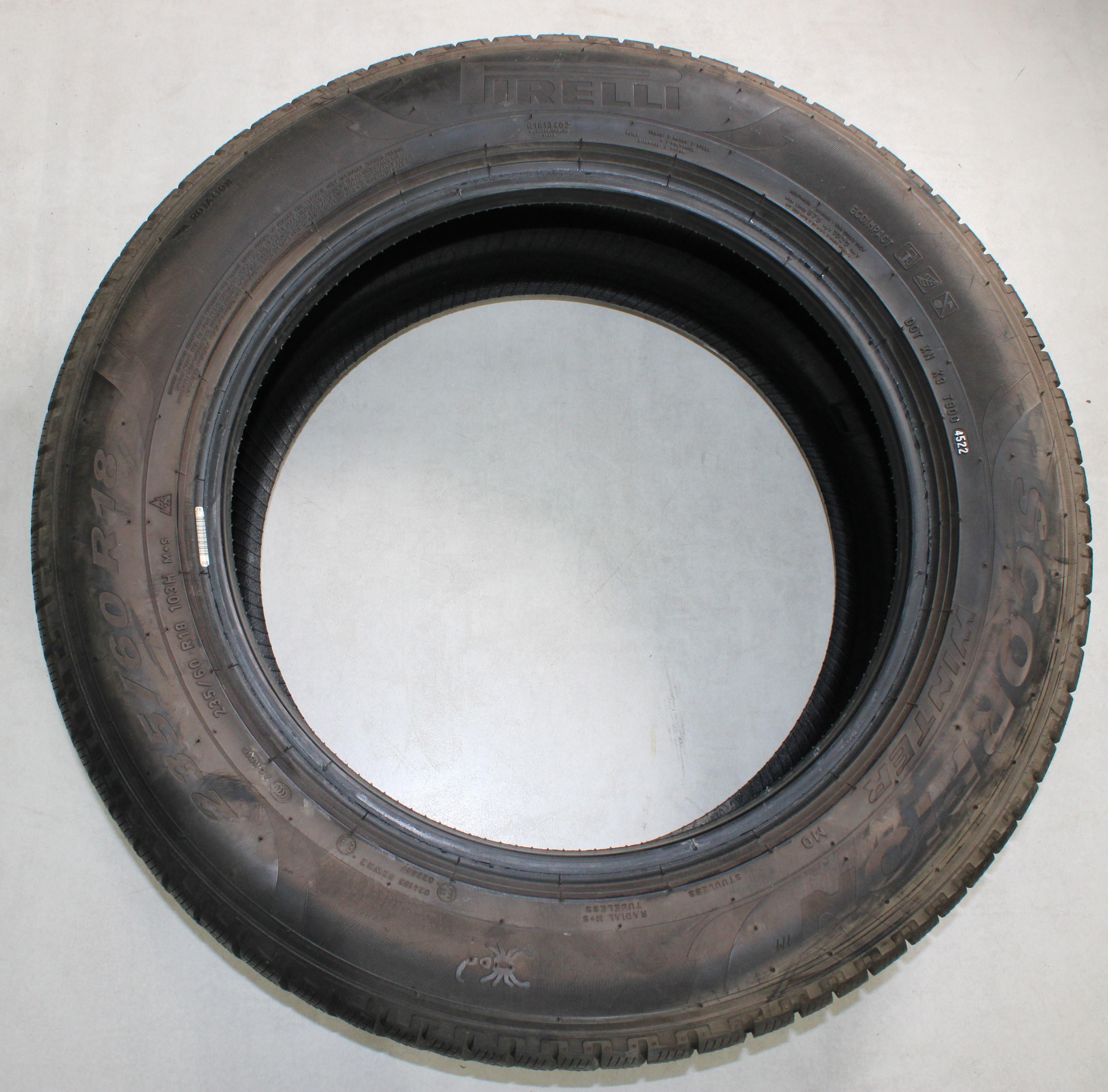 2 x 235/60R18 103H Winterreifen Pirelli Scorpion Winter 5,5-6mm 2022 MO