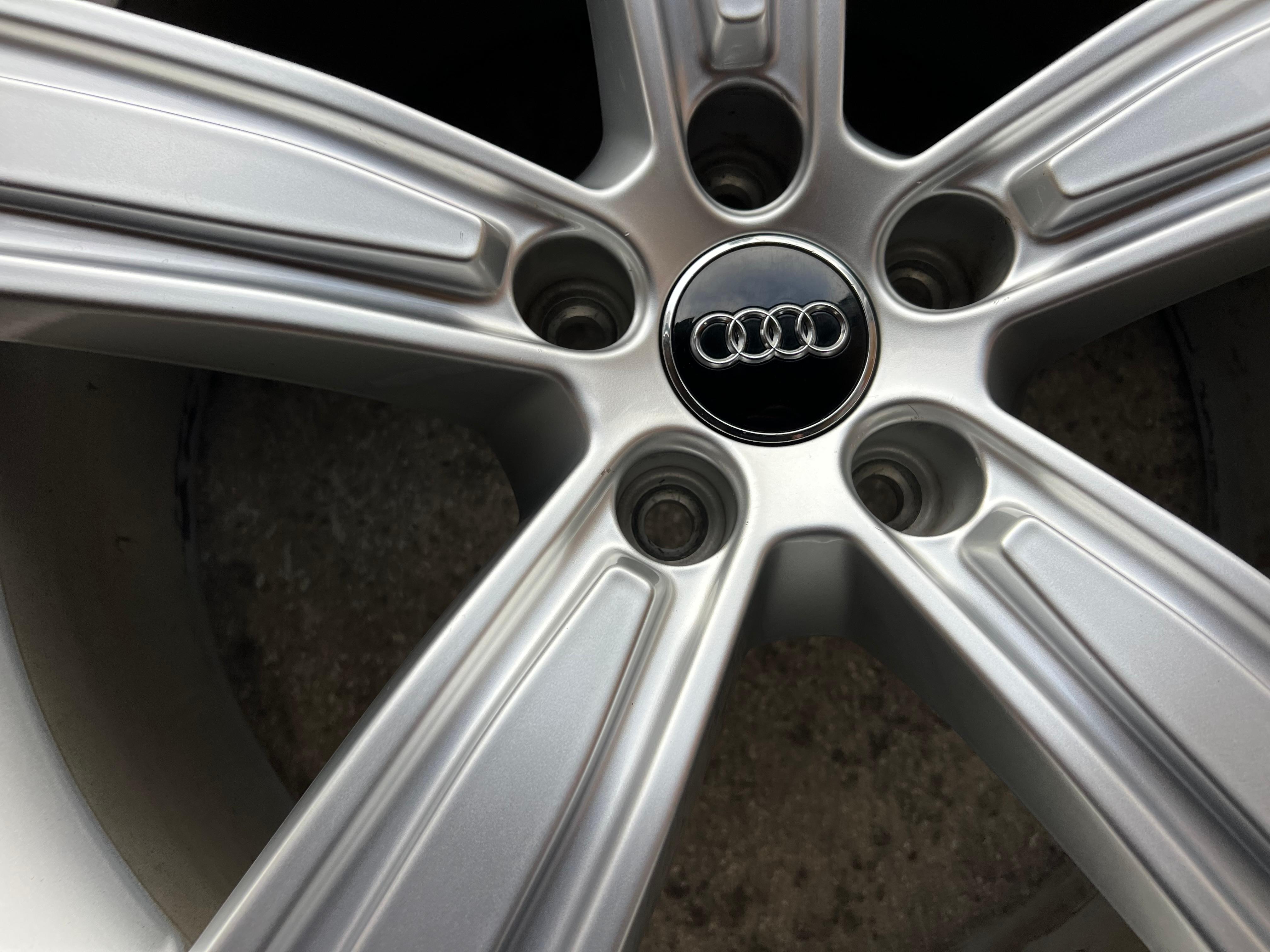 4 ORIGINAL 19" ALU WINTERRÄDER AUDI A8 4N 235/50R19 103V MICHELIN