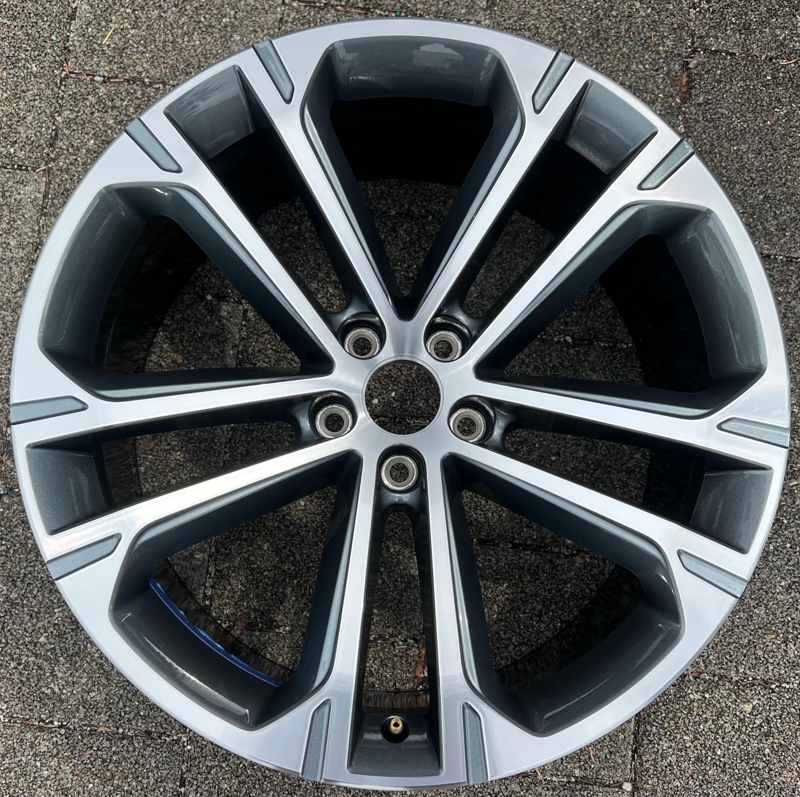 1 X ORIGINAL 20" ALUFELGE FELGE AUDI Q7 SQ7 4M 9x20 ET28 4M0601025EA FREIHAUS