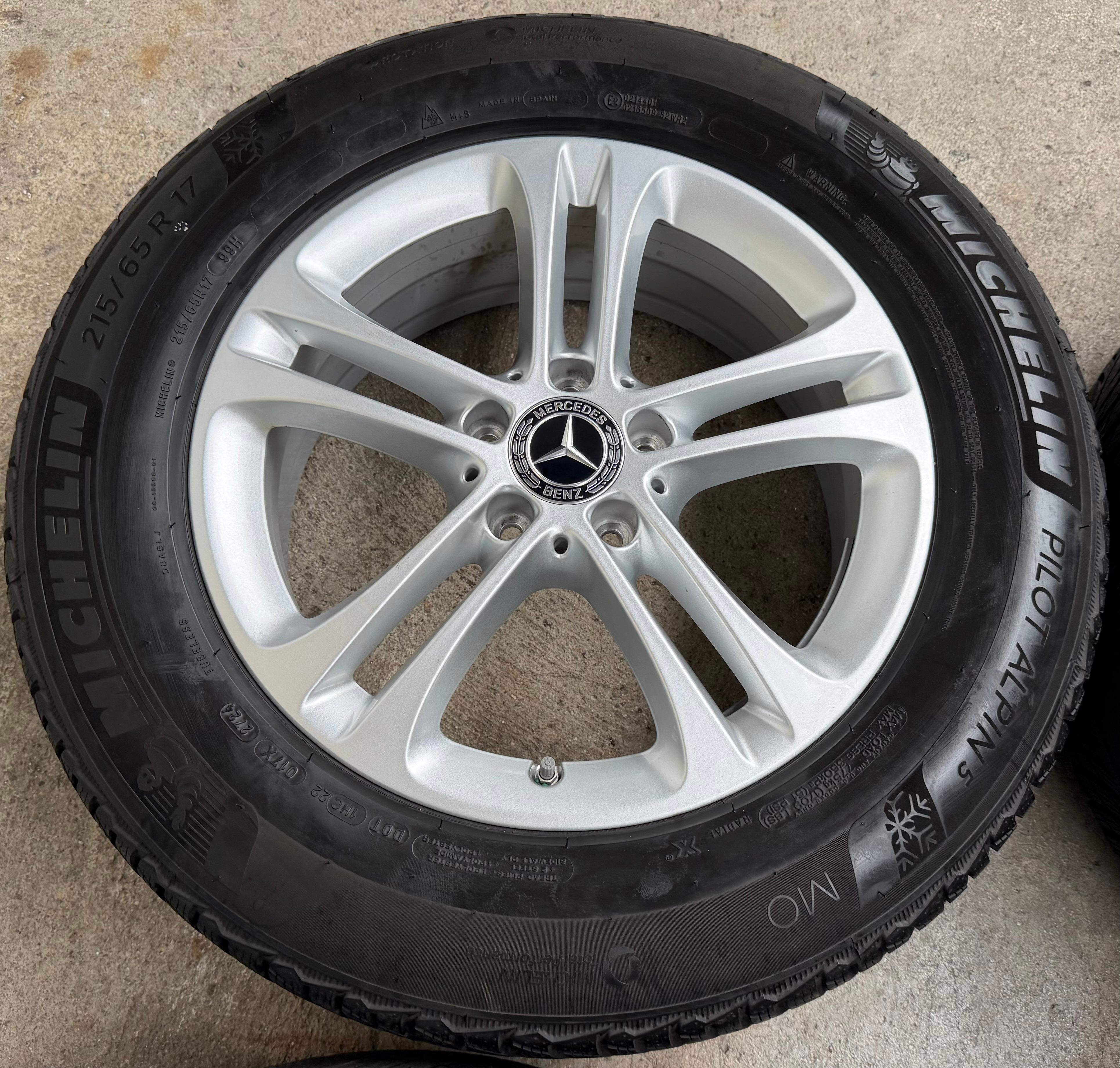 4 Original 17" Alu Winterräder Mercedes GLA H247 GLB X247 215/65R17 99H RDKS 2024