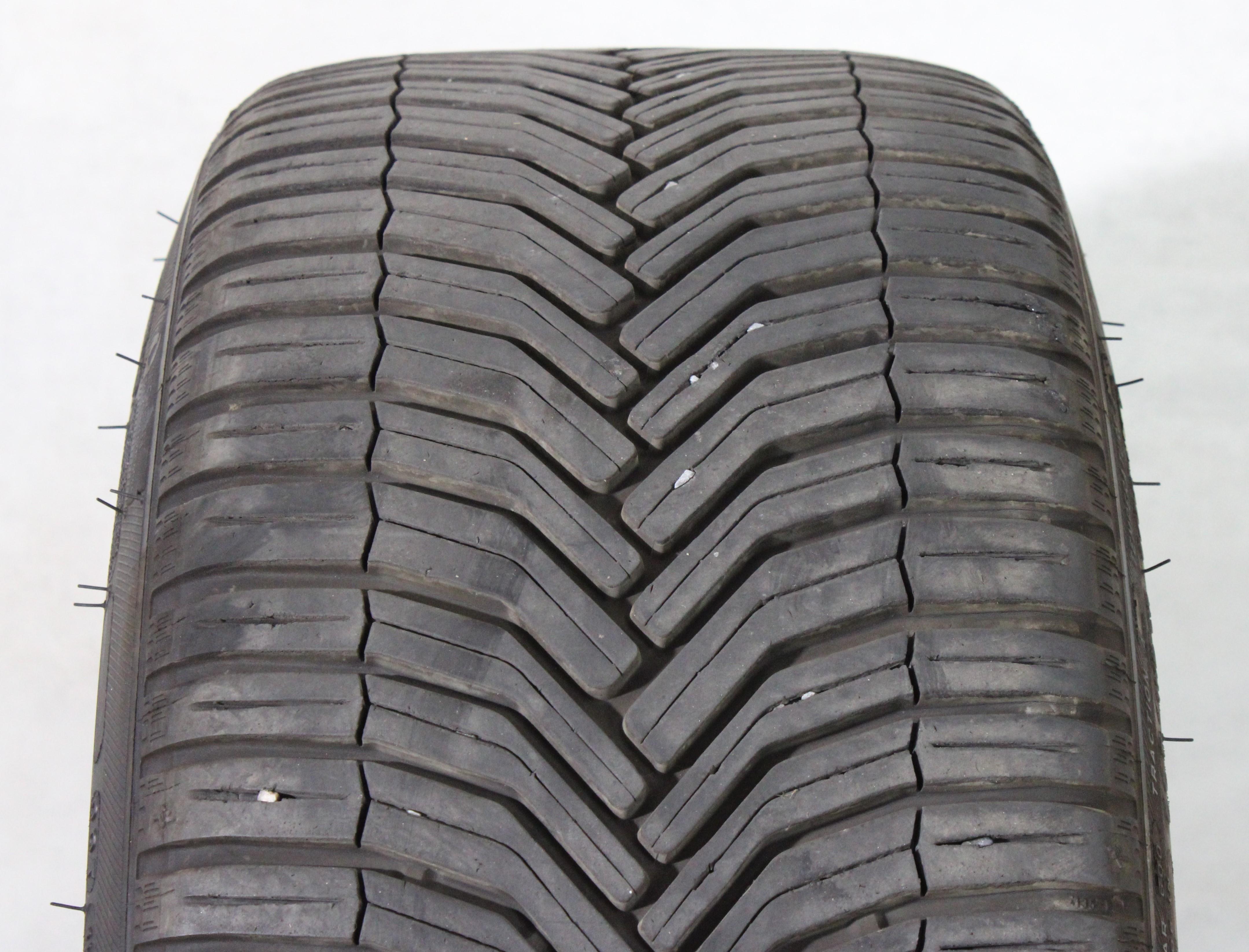 1 x 225/40R18 92Y Ganzjahresreifen Michelin Cross Climate ZP + 6,5mm 2024 XL