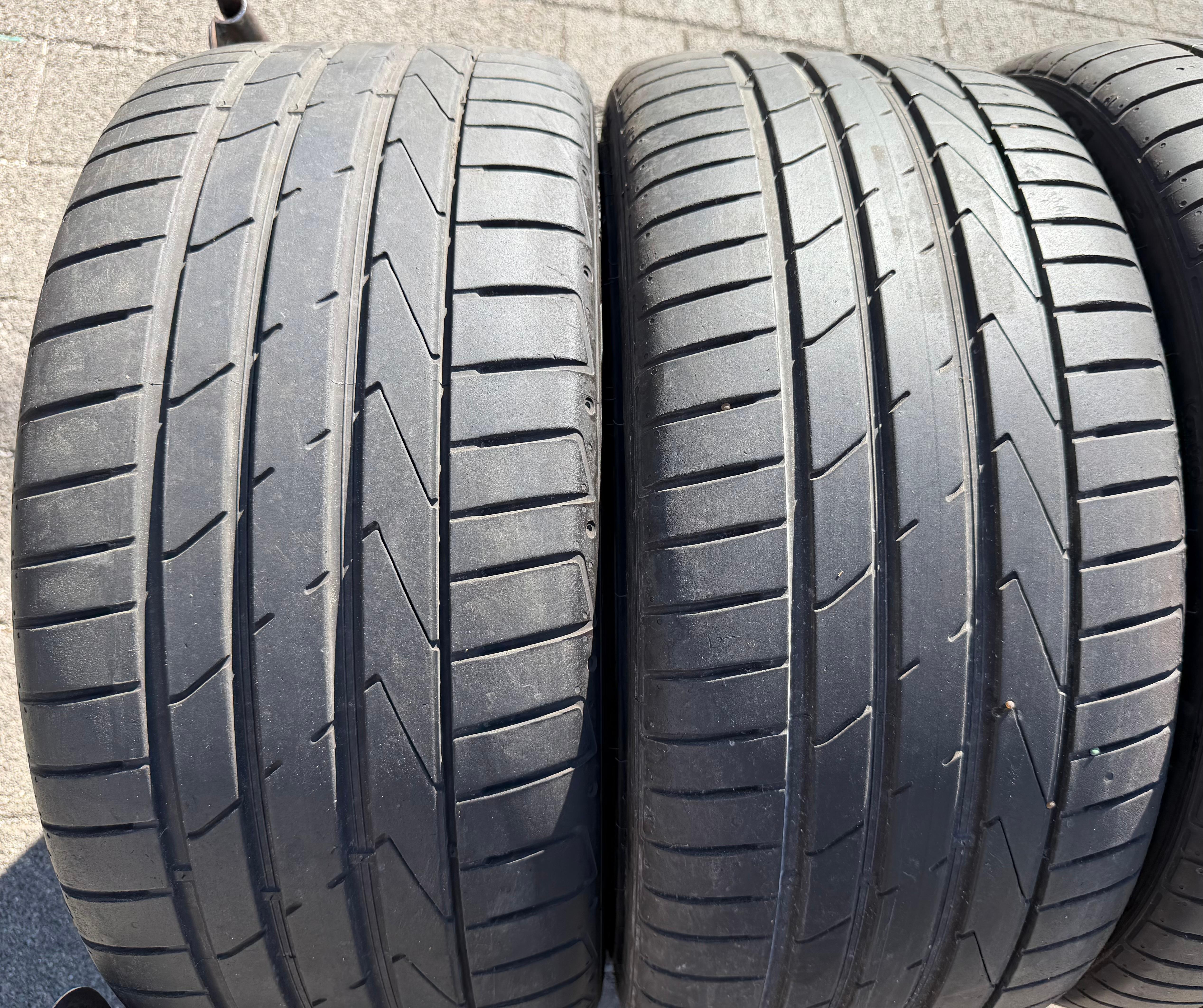 4 originele 19" lichtmetalen zomerwielen Audi A4 S4 8W B9 8W0601025DH 245/35R19 93Y Hankook