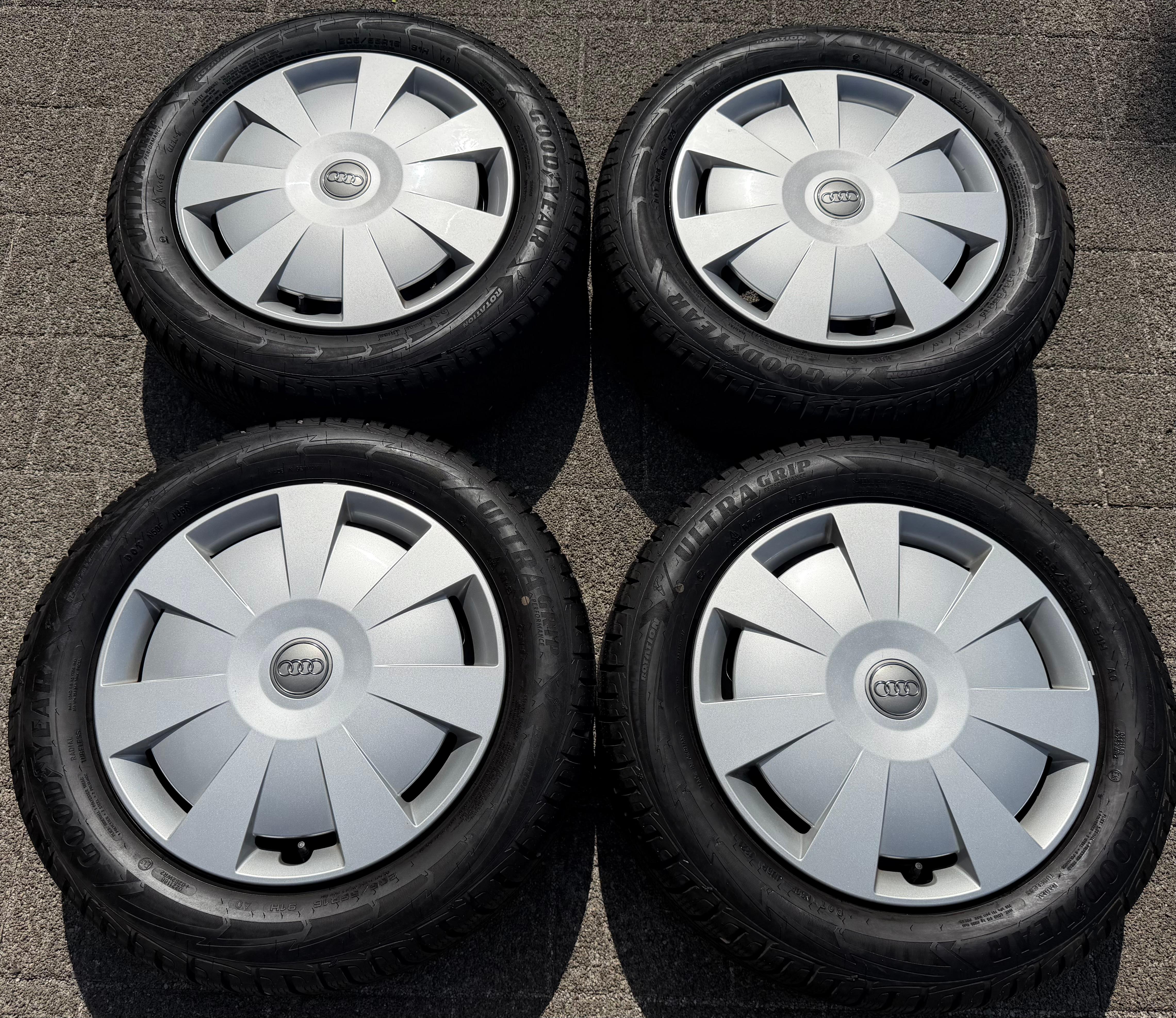 4 Winterräder Audi A3 8V Sportback Cabrio  205/55R16 91H Goodyear 8V0601027A 2021