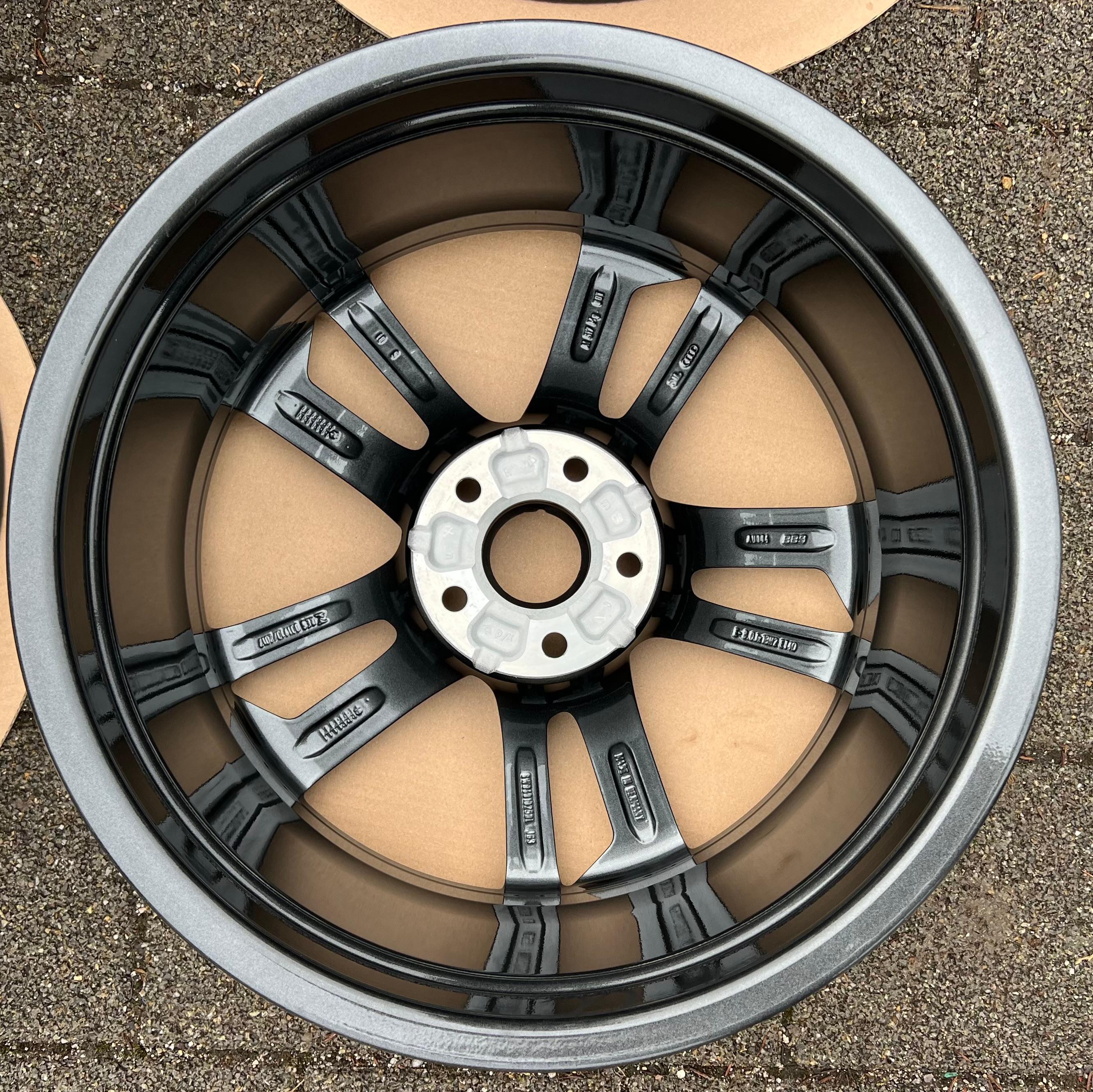 4 JANTES EN ALUMINIUM D’ORIGINE 18" POUR AUDI A4 8W 8W0601025DL 8x18 ET40