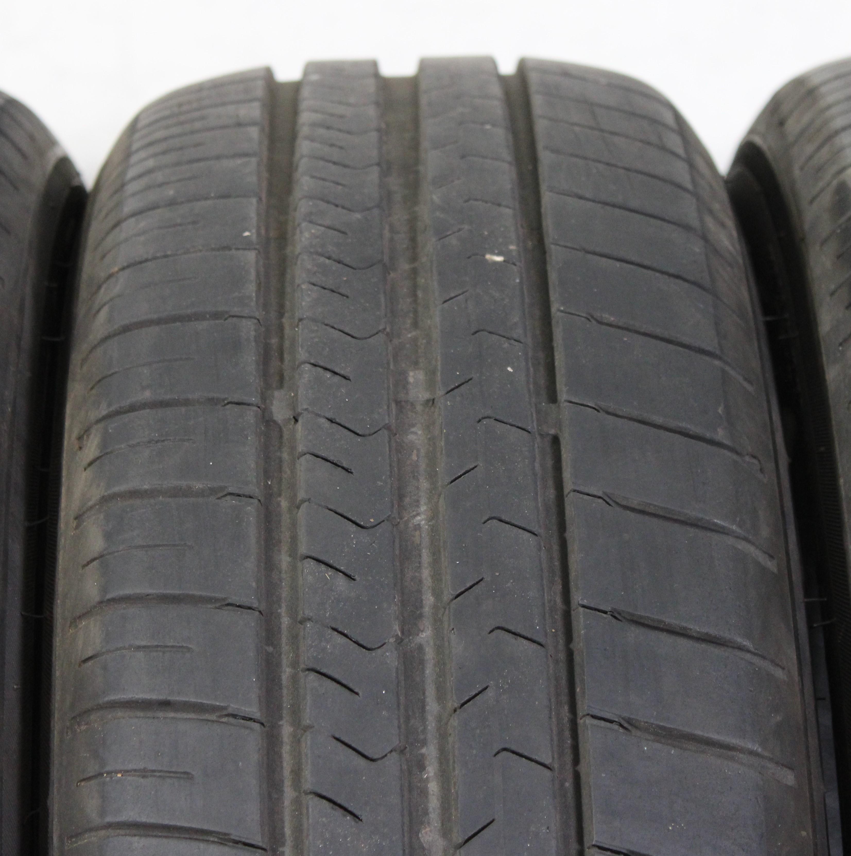 4 x 185/60R16 86H Sommerreifen Maxxis Mecotra 3 5-5,5mm 3x2019/1x2020