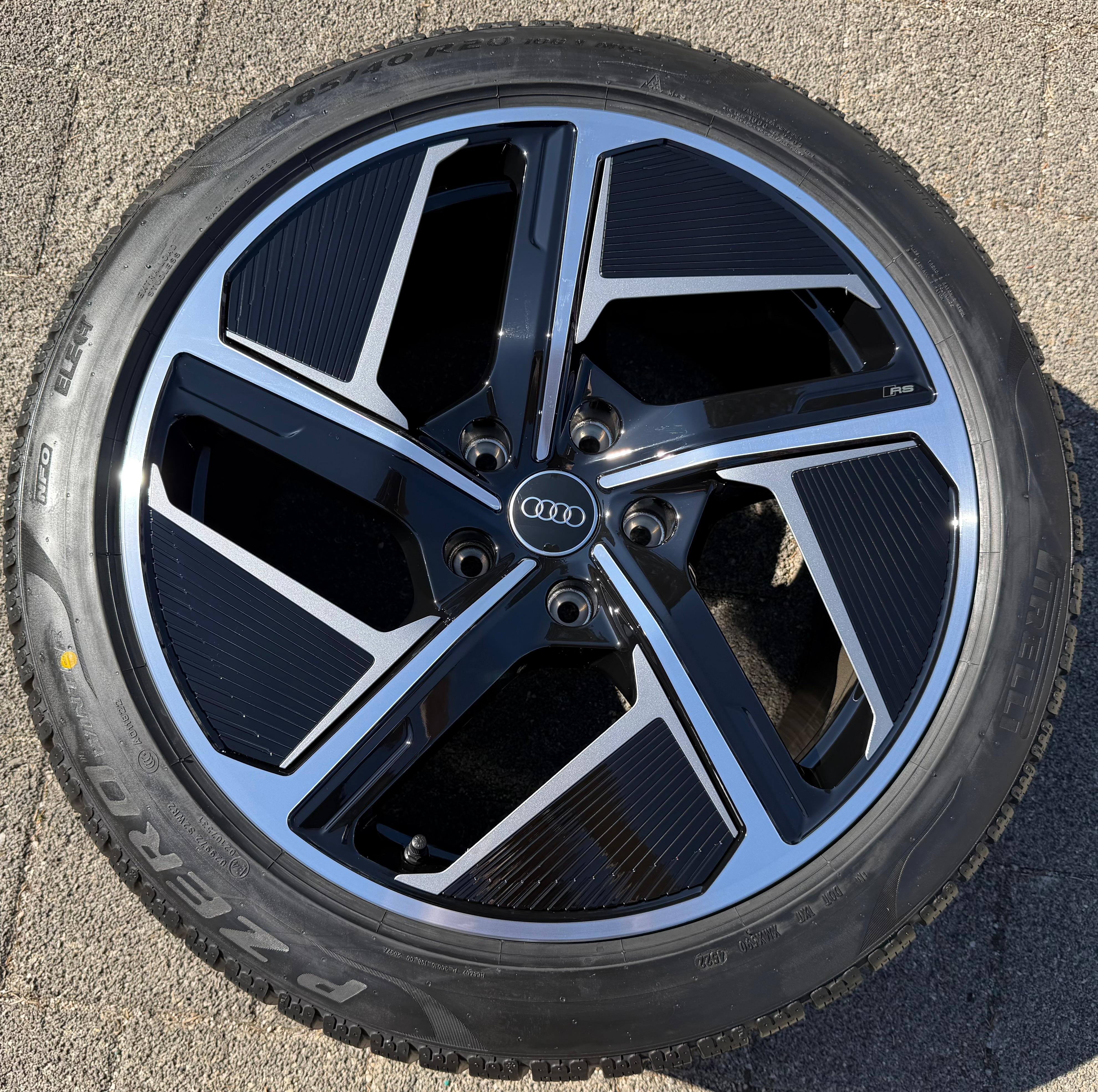 1 X Original 20" Alufelge Audi E-TRON GT RS 4J3601025H 11x20 ET60 RDKS NEU