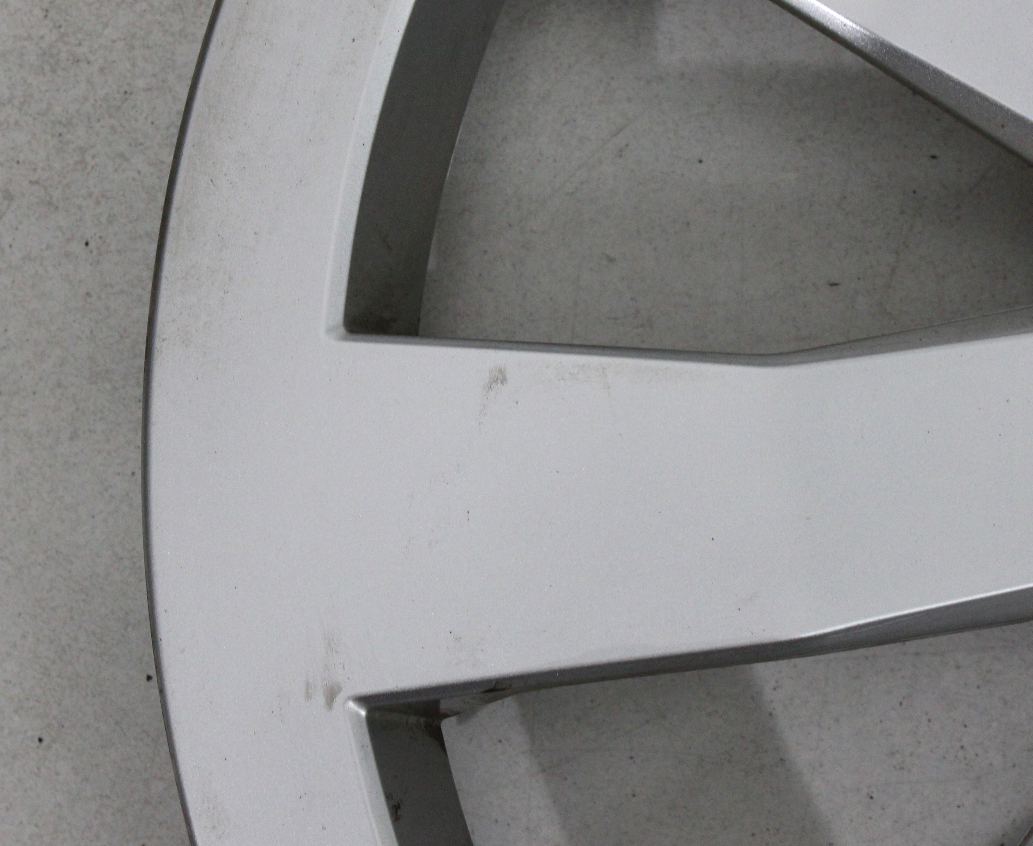 4 TAPACUBOS ORIGINALES DE 15" AUDI A1 GB 82A601147 15 PULGADAS
