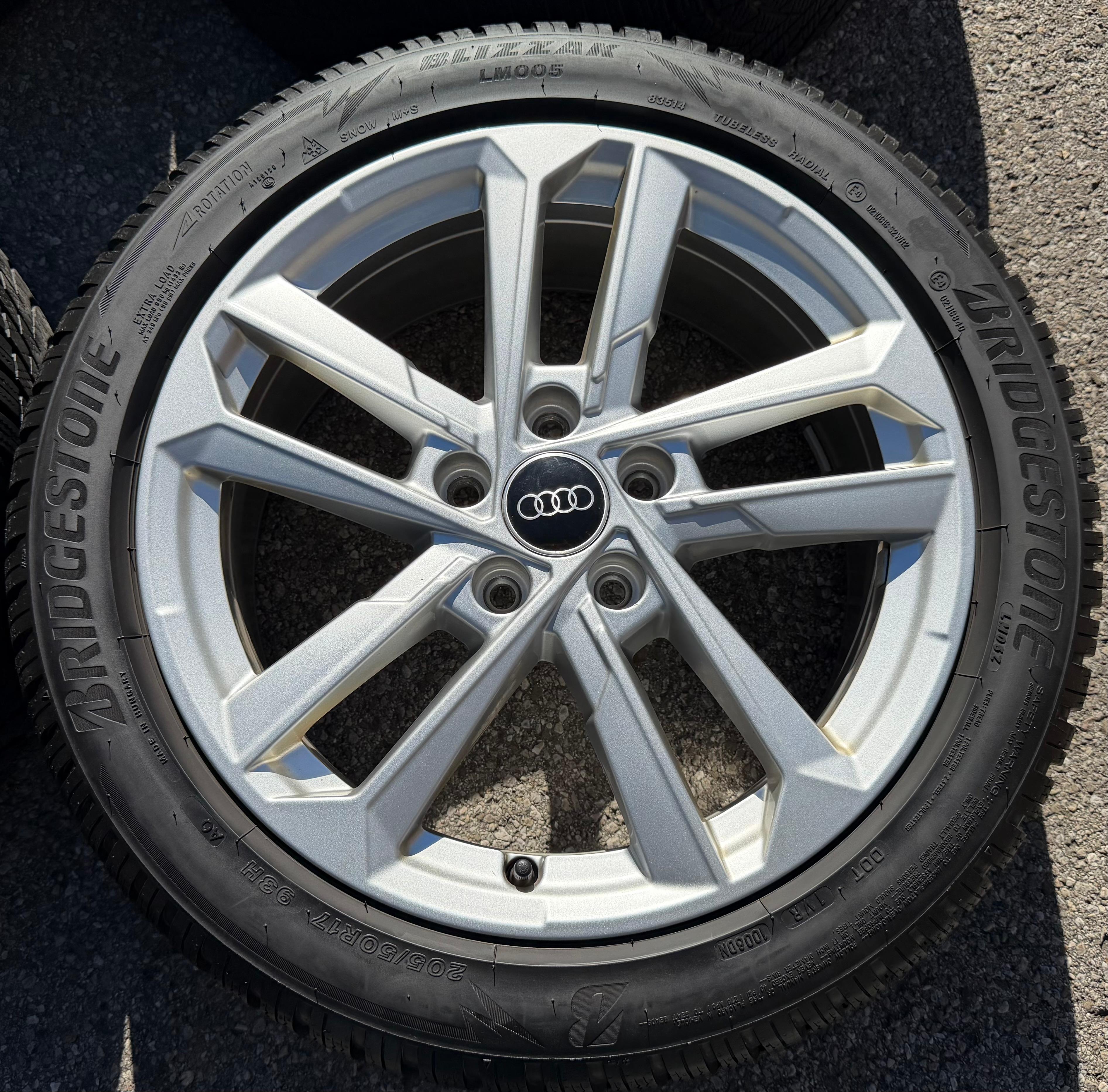 4 ruedas de invierno de aleación originales de 17" para Audi A3 S3 8Y 8Y0601025L 205/50R17 93H Bridgestone