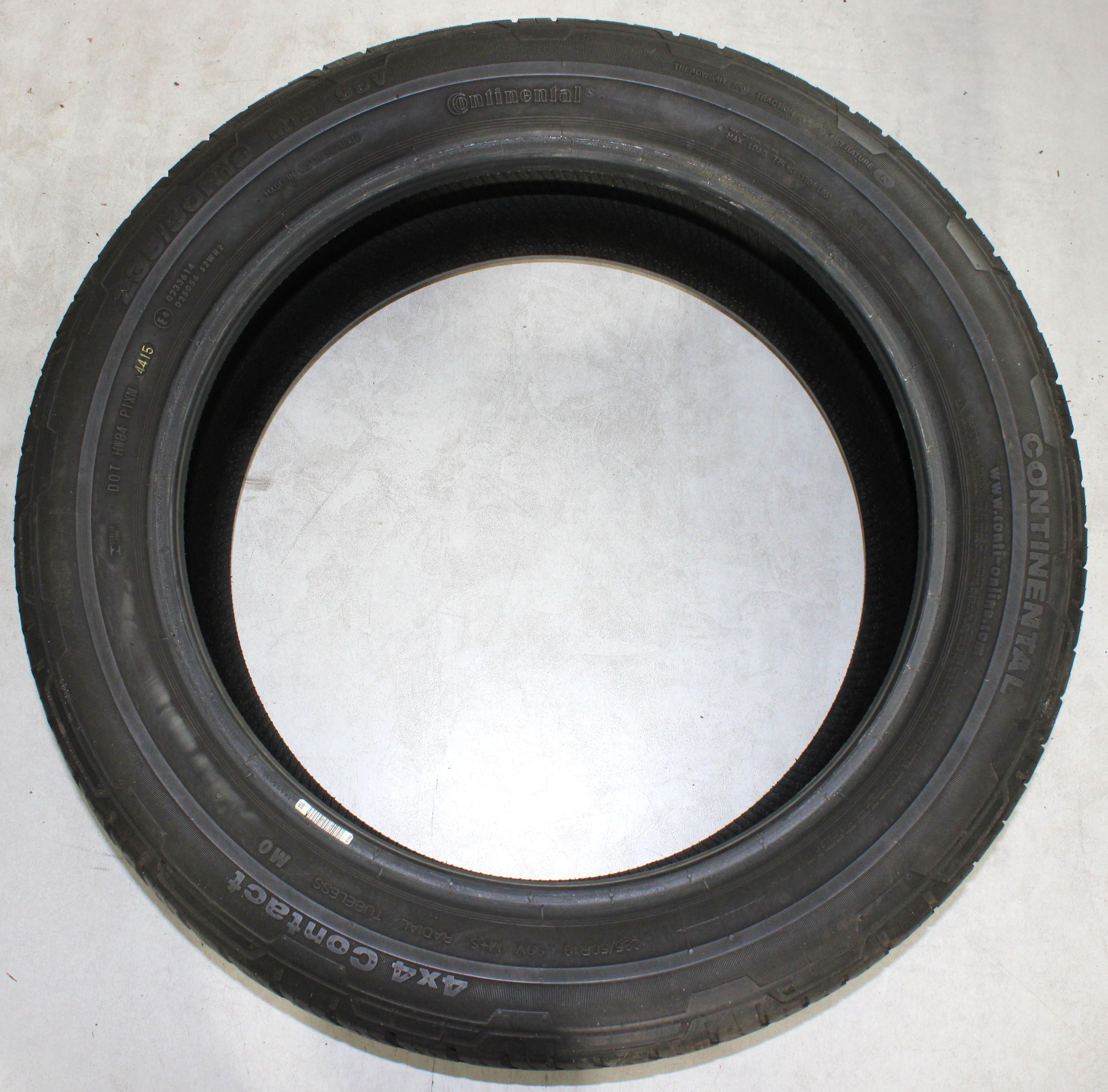 2 x 235/50R19 99V Sommerreifen Continental 4x4 Contact MO 5,5mm 2015