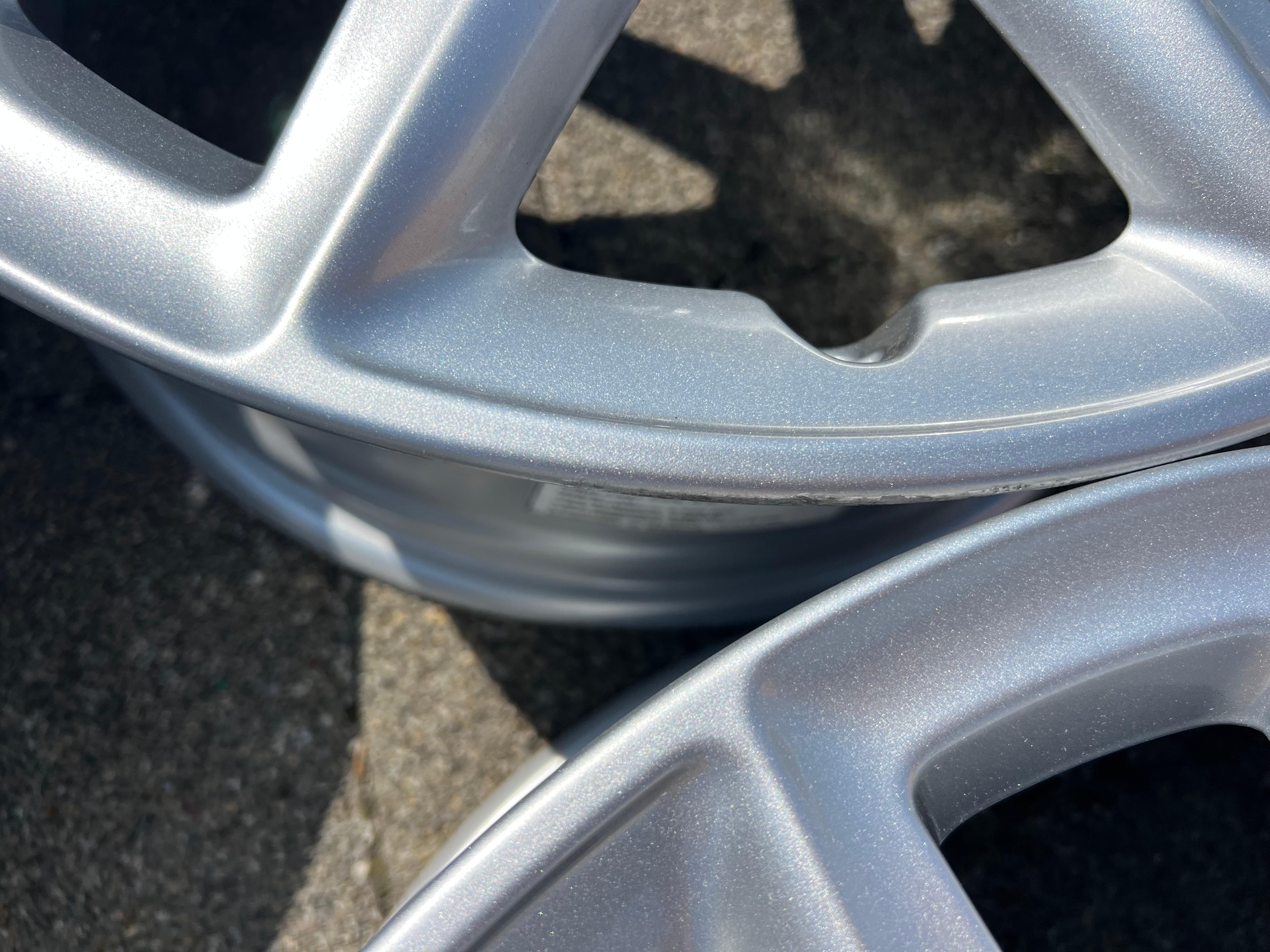 4 LLANTAS DE ALEACIÓN ORIGINALES DE 18" MINI COUNTRYMAN F60 6888852 7,5x18 ET51 ENVÍO GRATUITO