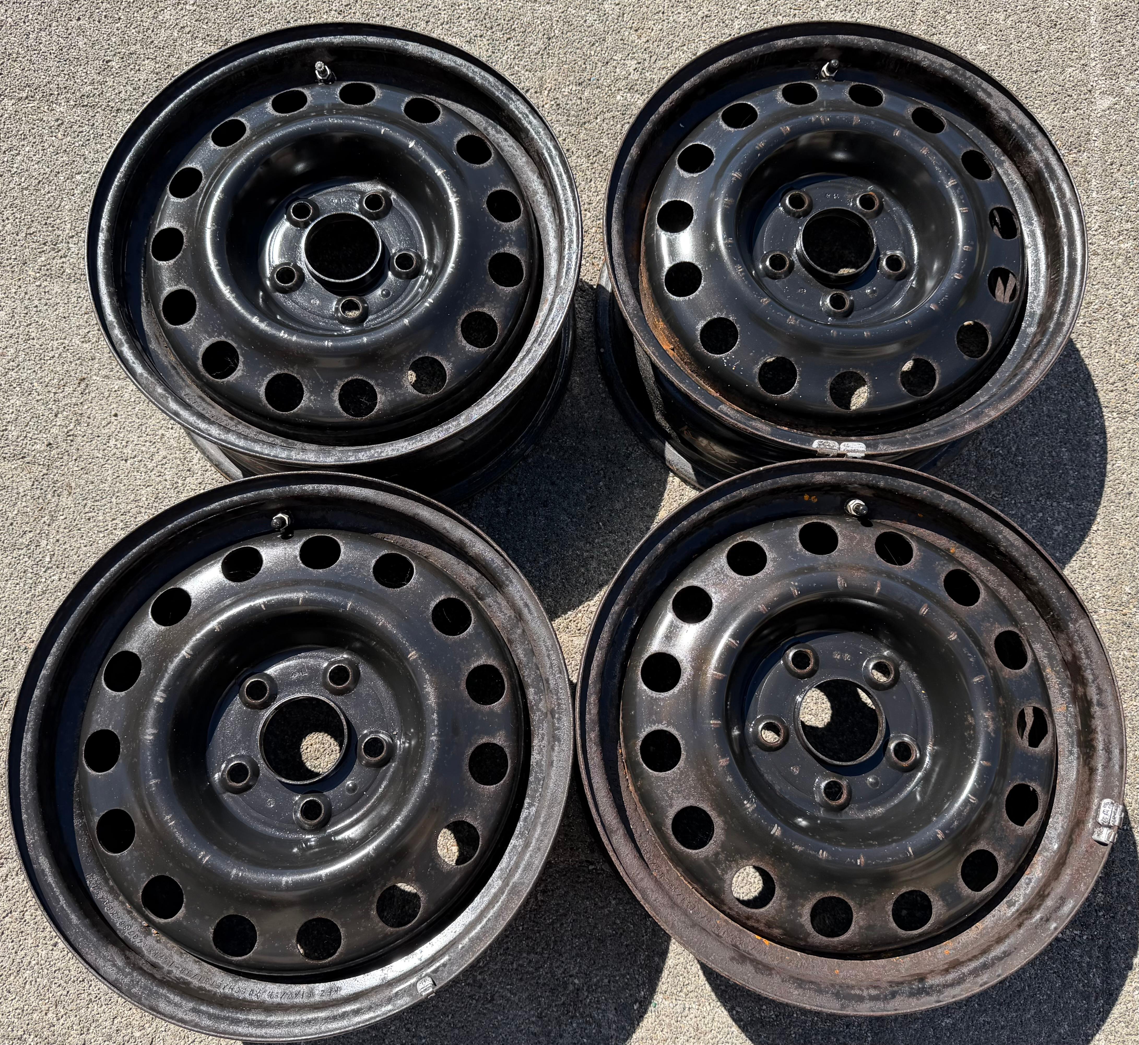 4 cerchi in acciaio da 16" per KIA CEED CD JD e HYUNDAI i30 GDE, 6,5x16 ET45, 5x114,3, con sistema di monitoraggio della pressione dei pneumatici (TPMS)