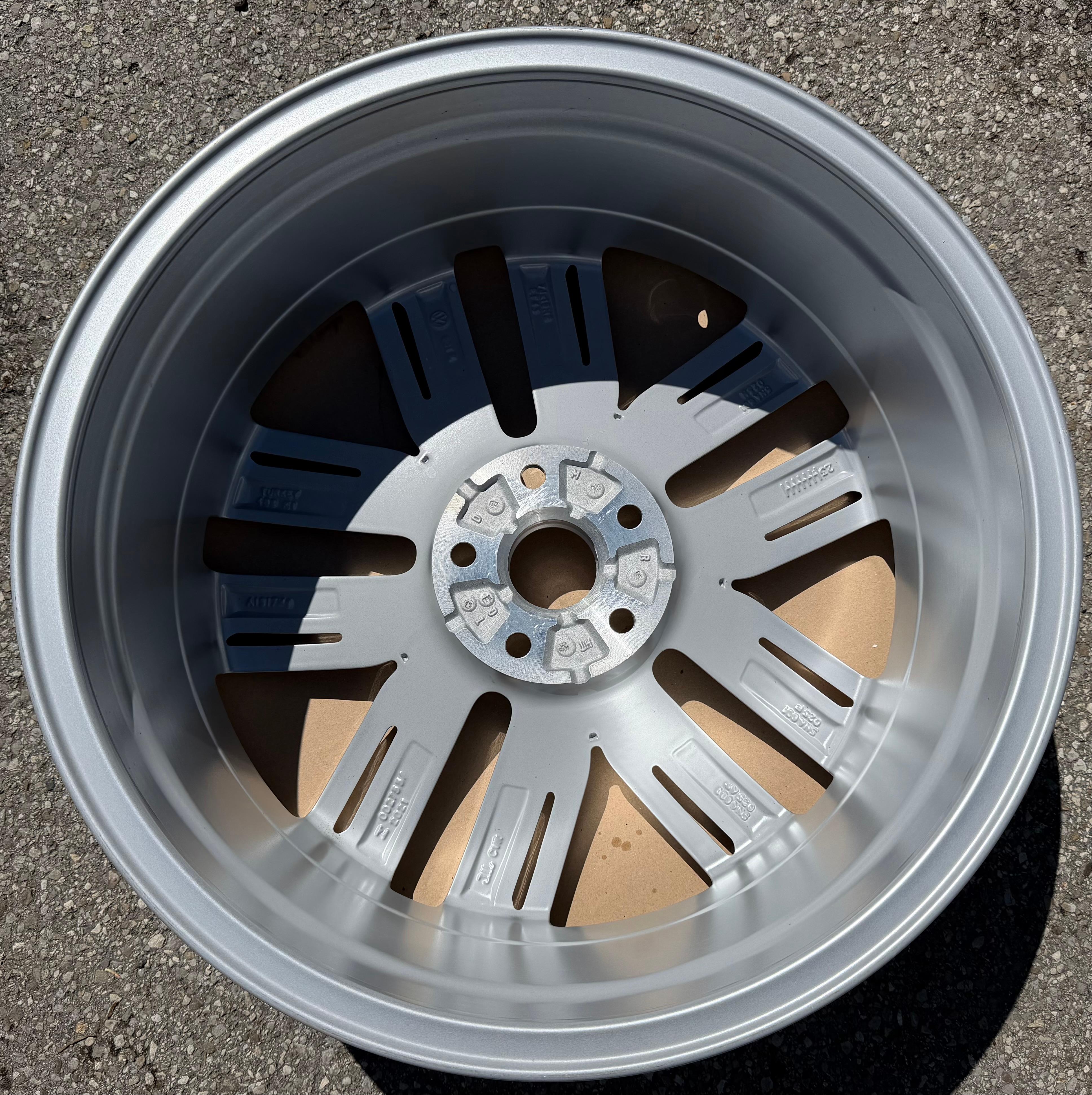 4 llantas de aleación originales de 19" para VW Tiguan II 5NA, 7x19 ET43, 5NA601025N, Auckland, nuevas