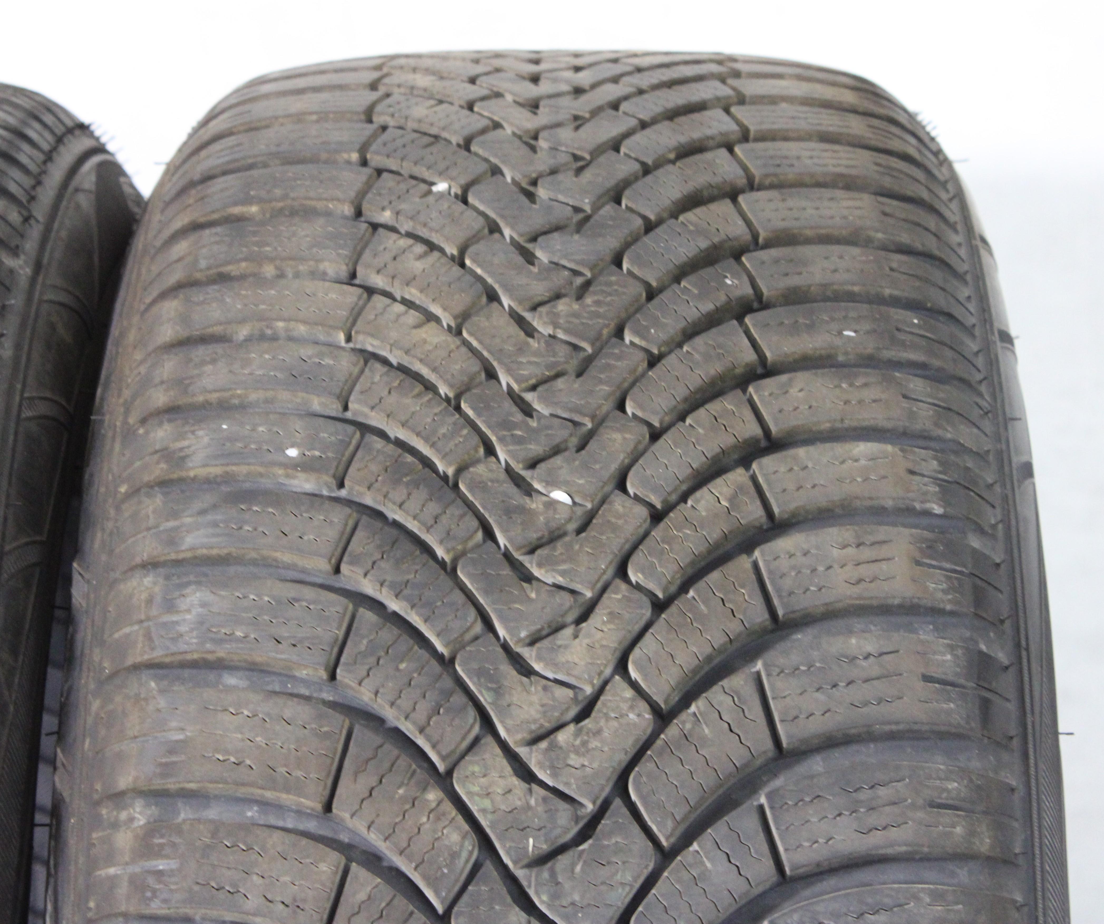 2 x 235/50R19 103V Winterreifen Falken Eurowinter HS01 SUV 7,5mm 2022 XL