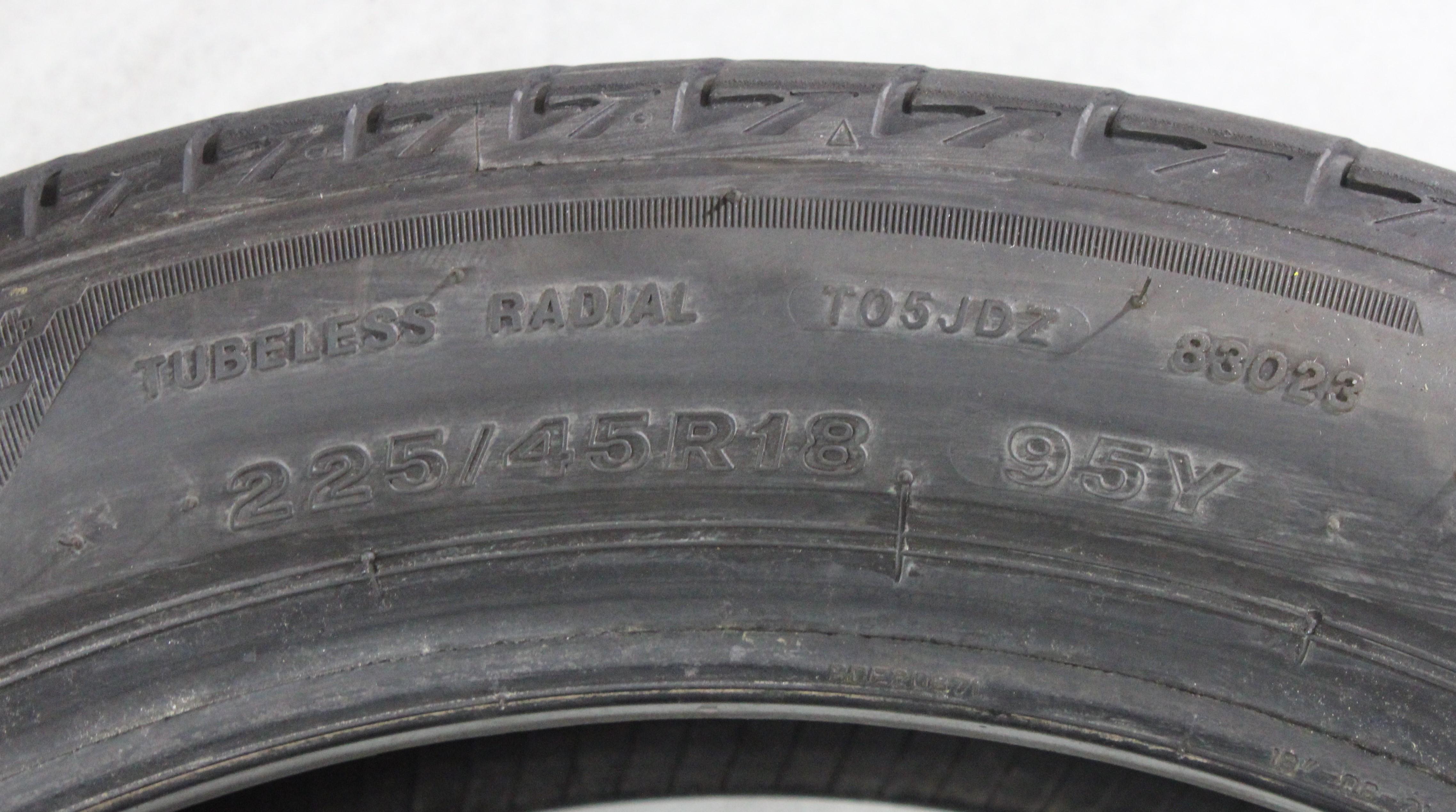 2 x 225/45R18 95Y pneus été Bridgestone Turanza T005 * 5,5mm 2024
