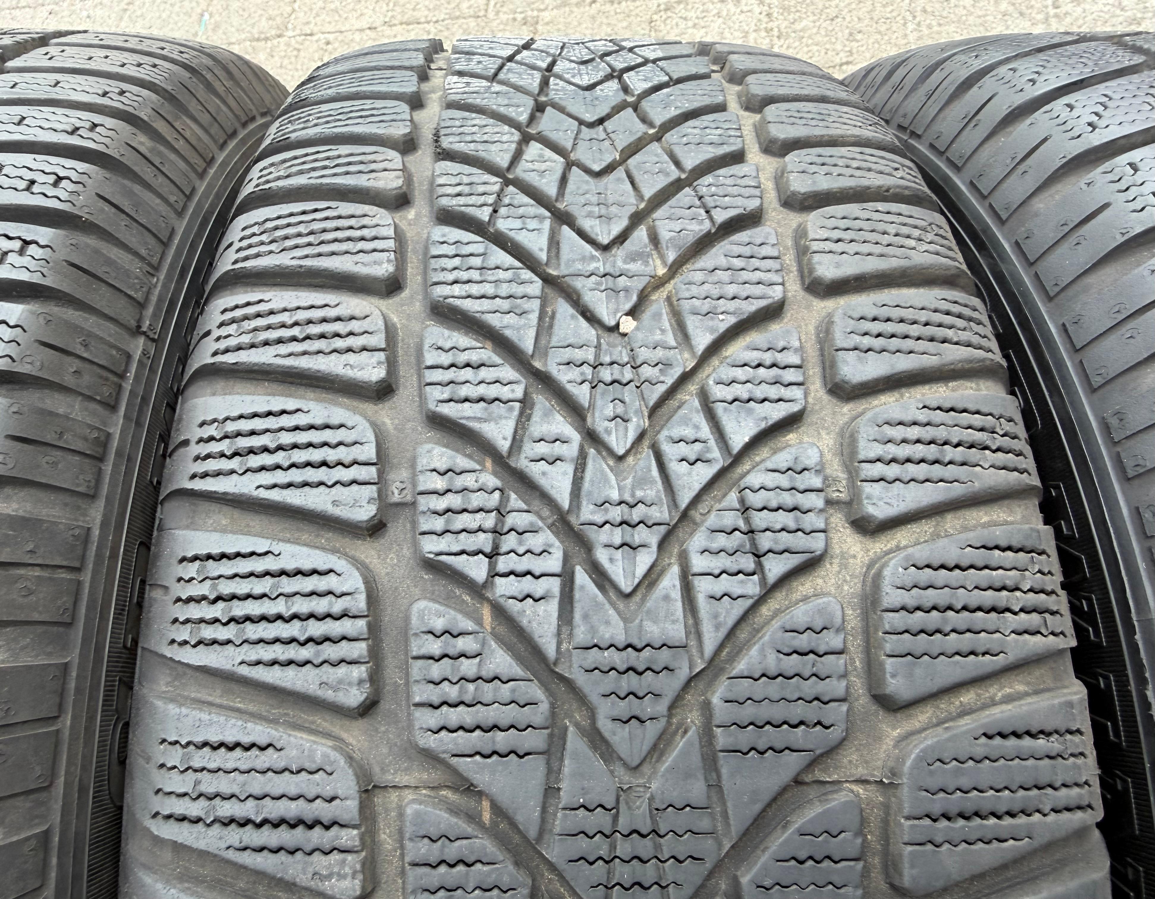 4 originele 17" lichtmetalen winterwielen Audi A4 B9 8W 8W0601025P 225/50R17 98H Dunlop 2024