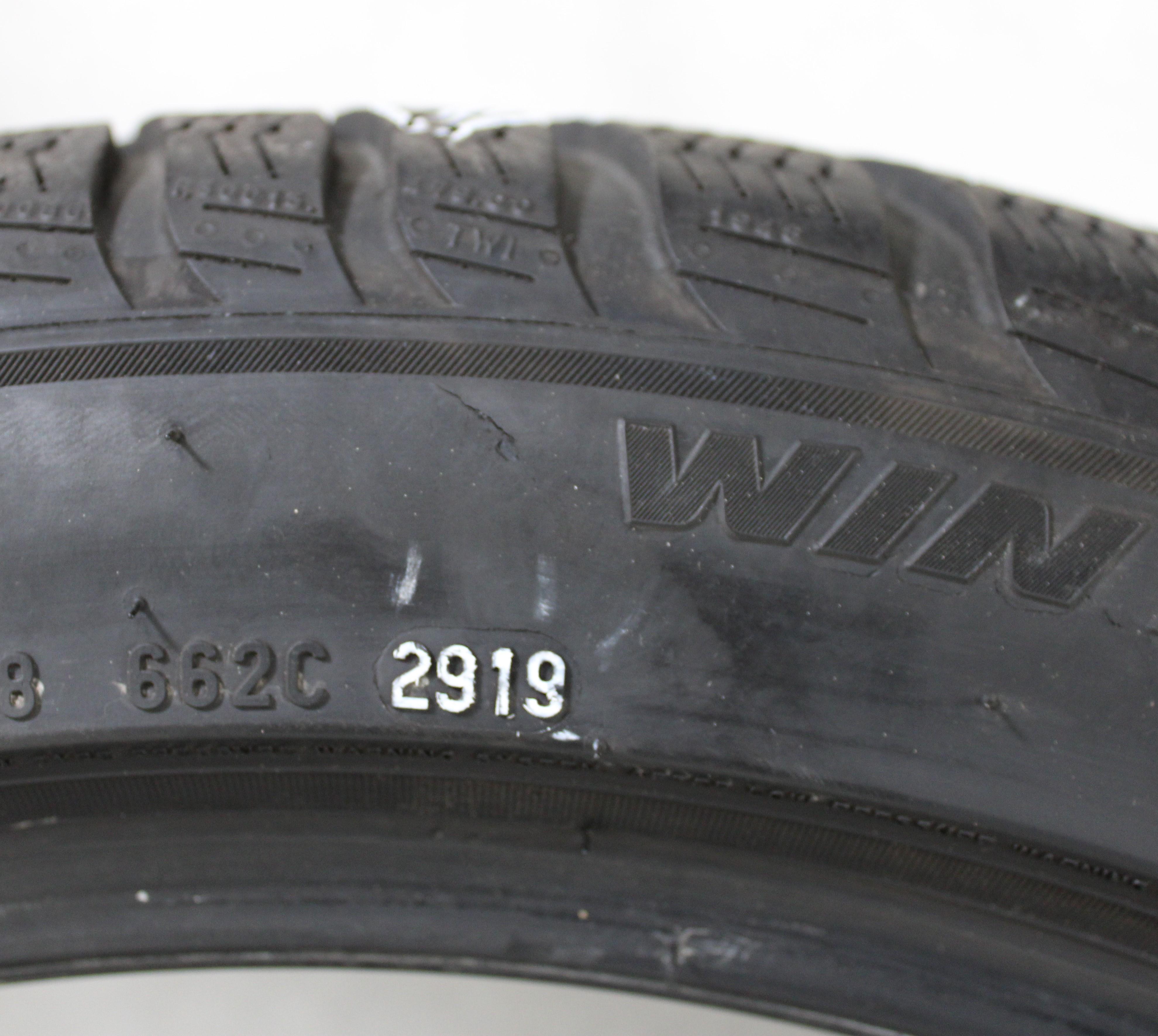 4 x 225/45R19 96V Winterreifen Pirelli Sottozero 3 Runflat 2x6-6,5mm/2x6,5-7mm 2018/2019/2x2020 *