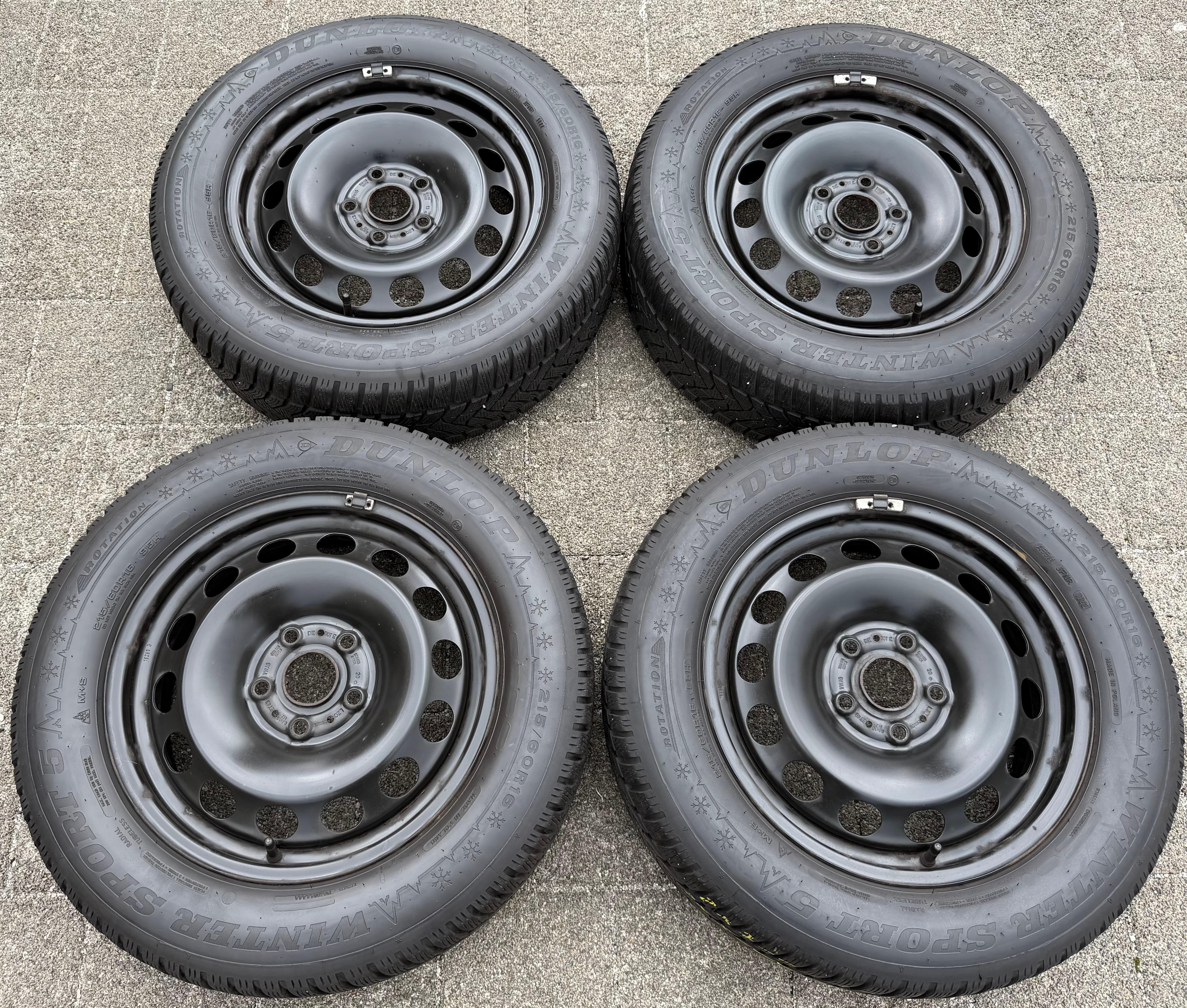 4 Winterräder VW T-Roc Skoda Karoq Seat Cupra Ateca 215/60R16 95H Dunlop