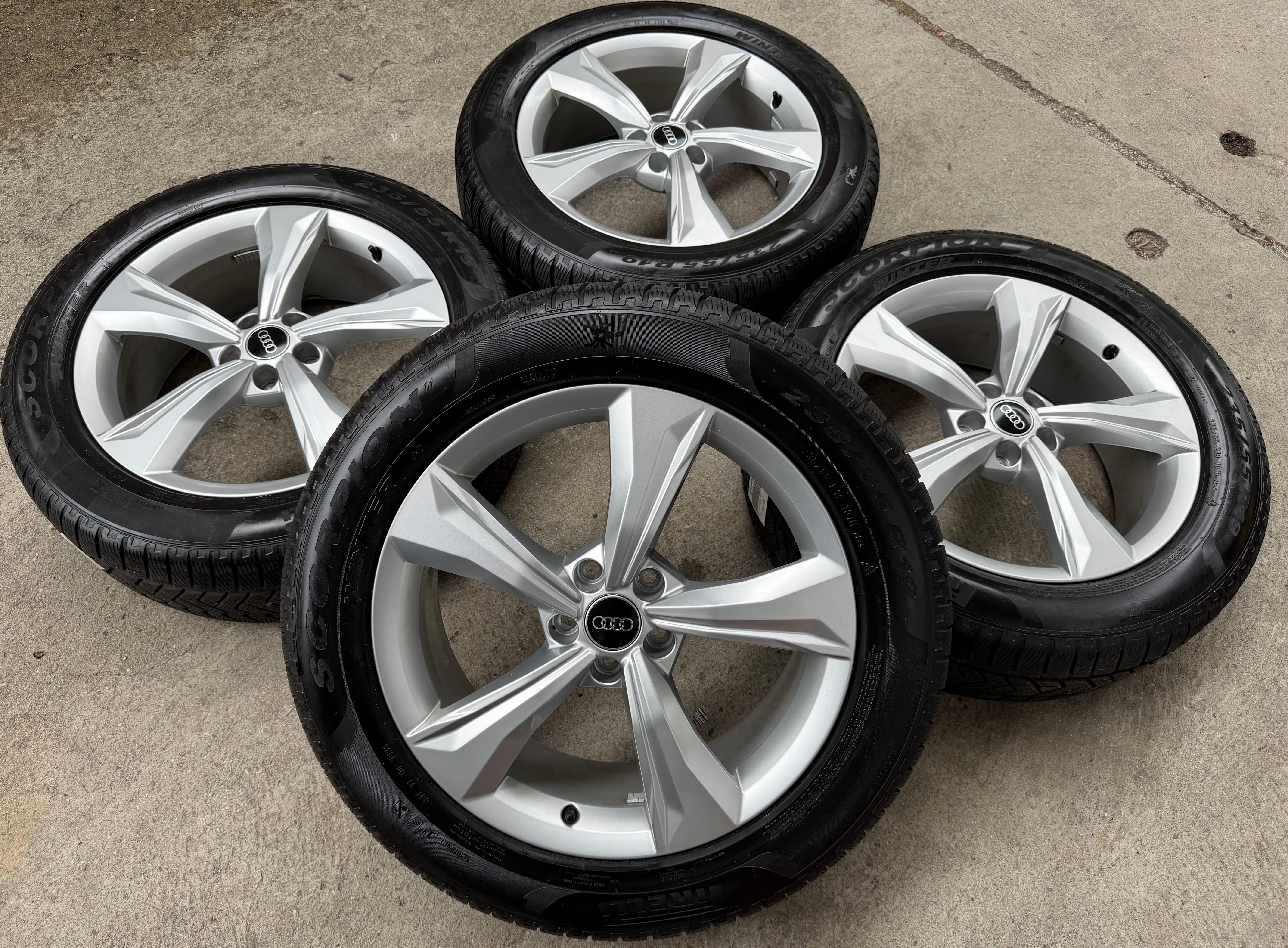4 ORIGINAL 19" ALU WINTERRÄDER AUDI Q5 SQ5 FY 80A601025K 235/55R19 101H 2022 FREIHAUS
