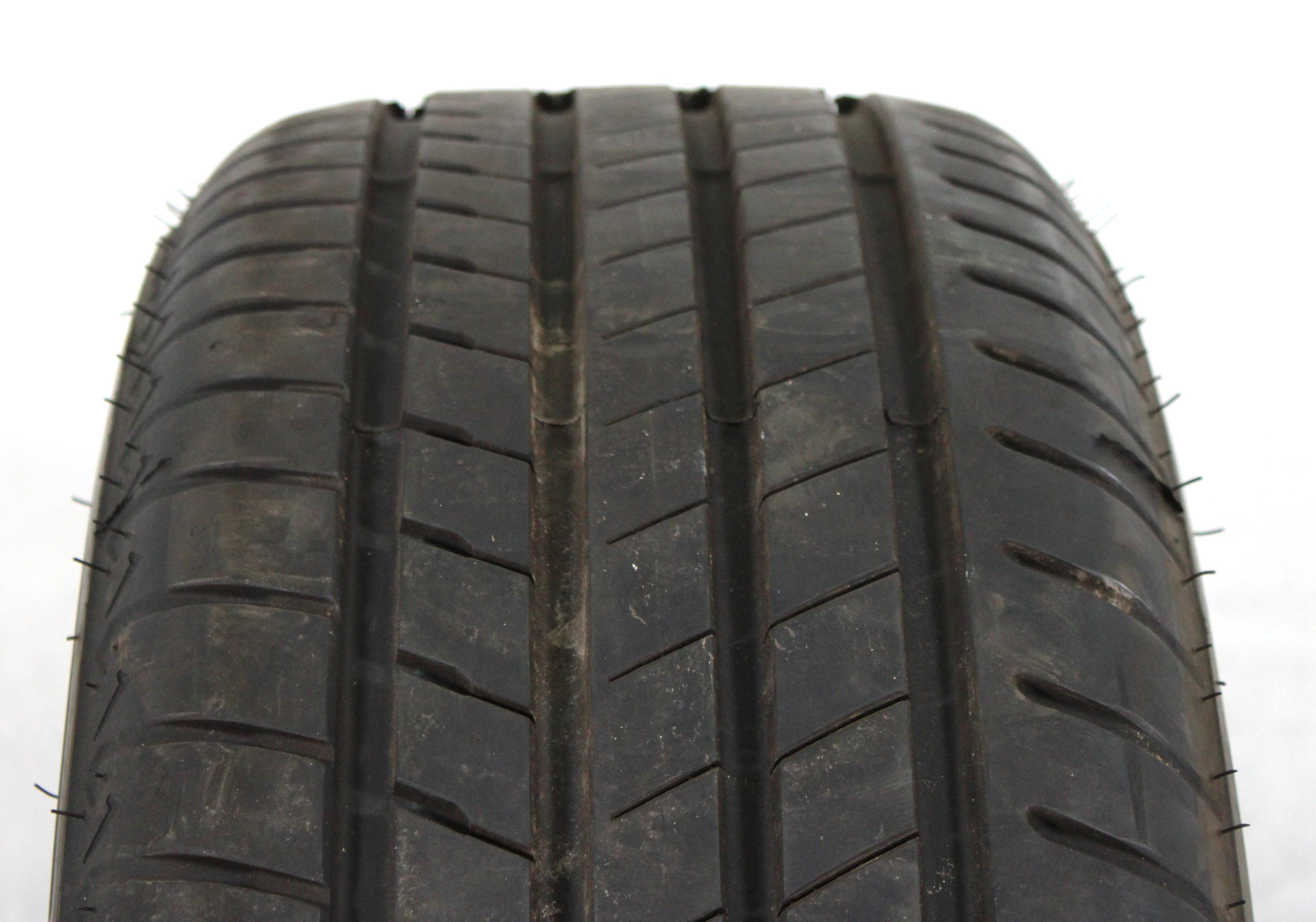 1 x 225/60R18 104W Sommerreifen Bridgestone Alenza 001 7mm 2017 * Freihaus