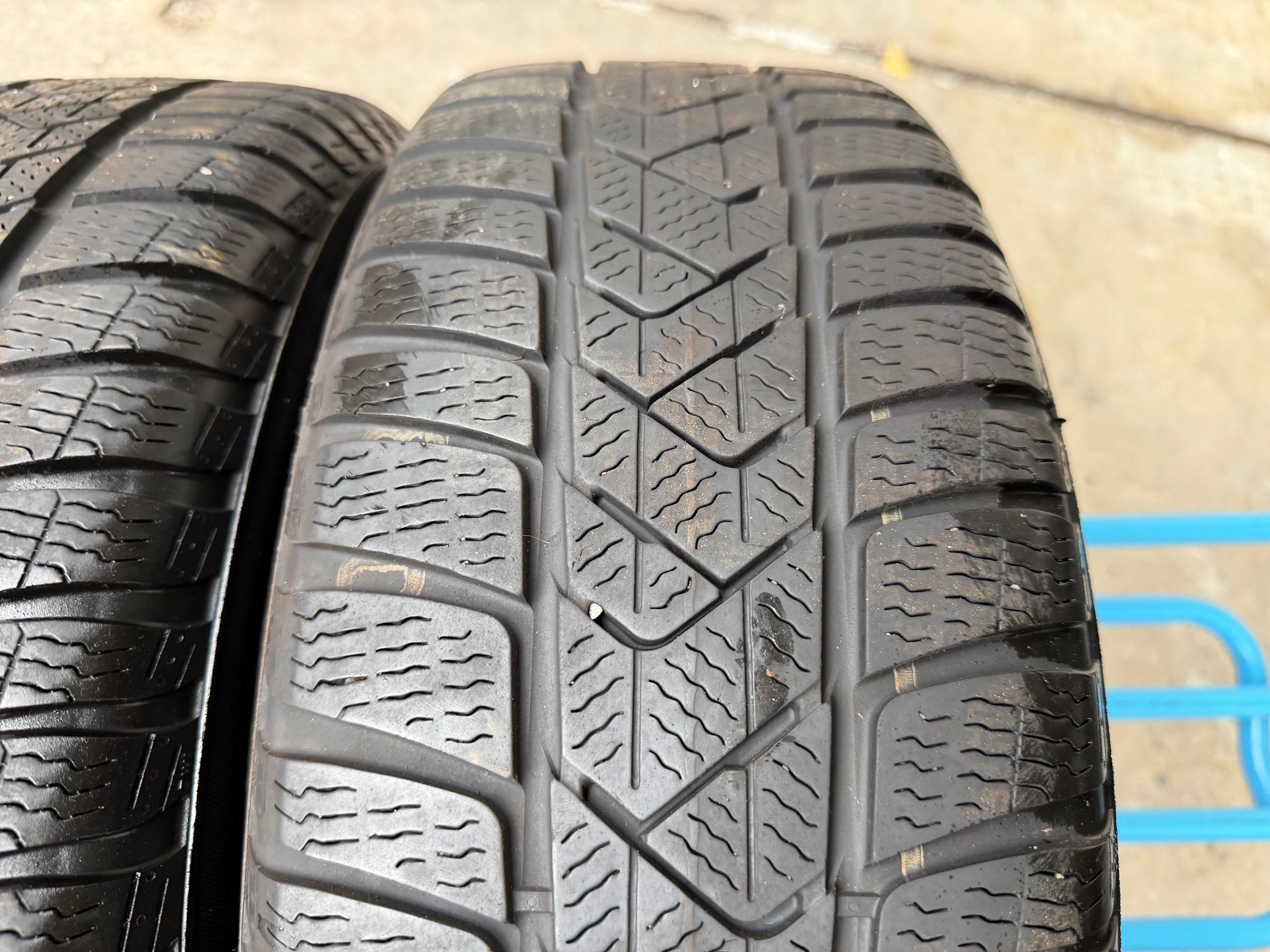4 Original 16" Winterräder VW T-Cross C1 205/60R16 96H 2Q0601027E Pirelli
