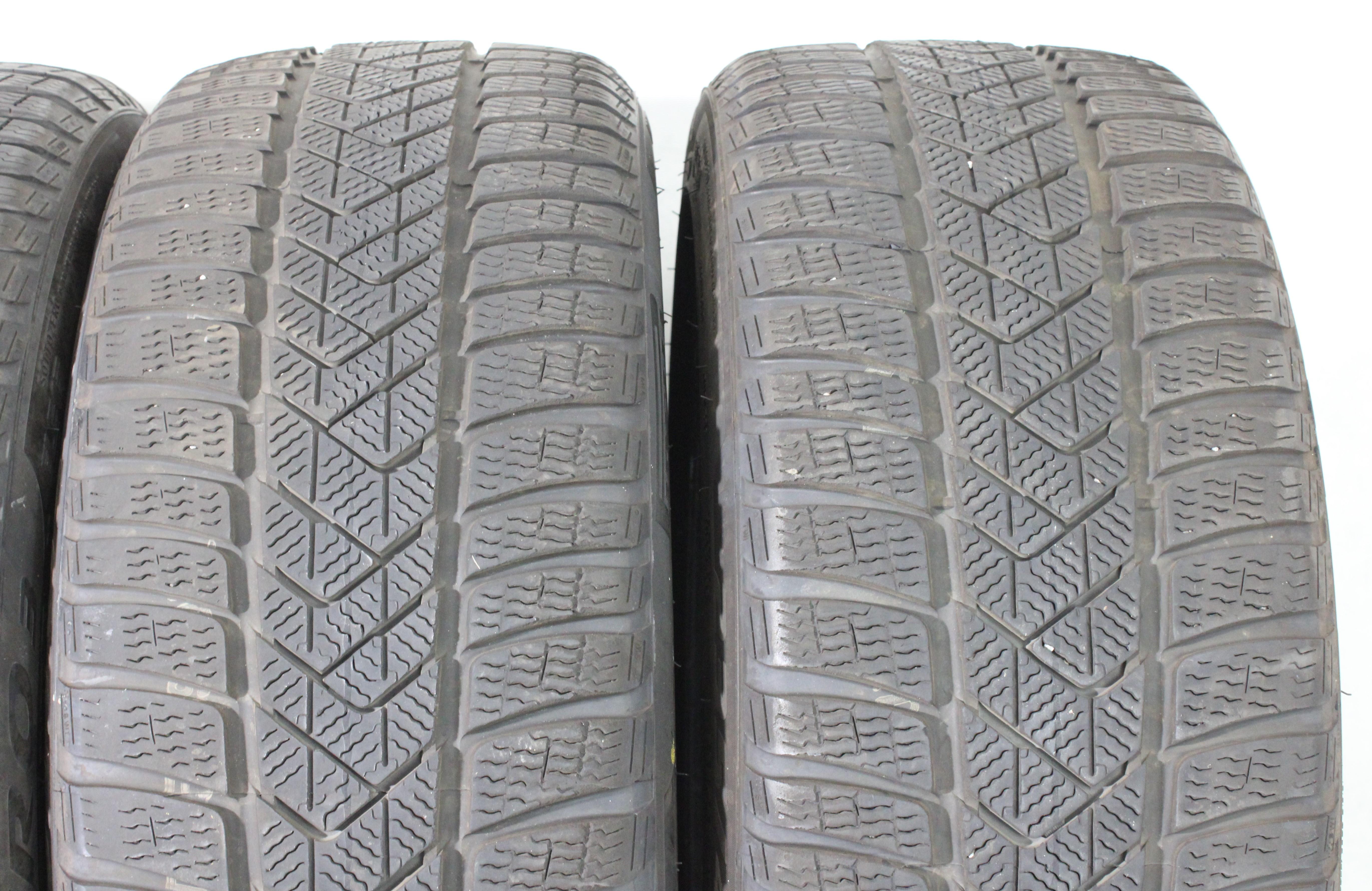 4 x 235/45R18 98V Winterreifen Pirelli Sottozero 3 Elect TO 2x6-6,5mm/2x6,5-7mm 2023 Silent