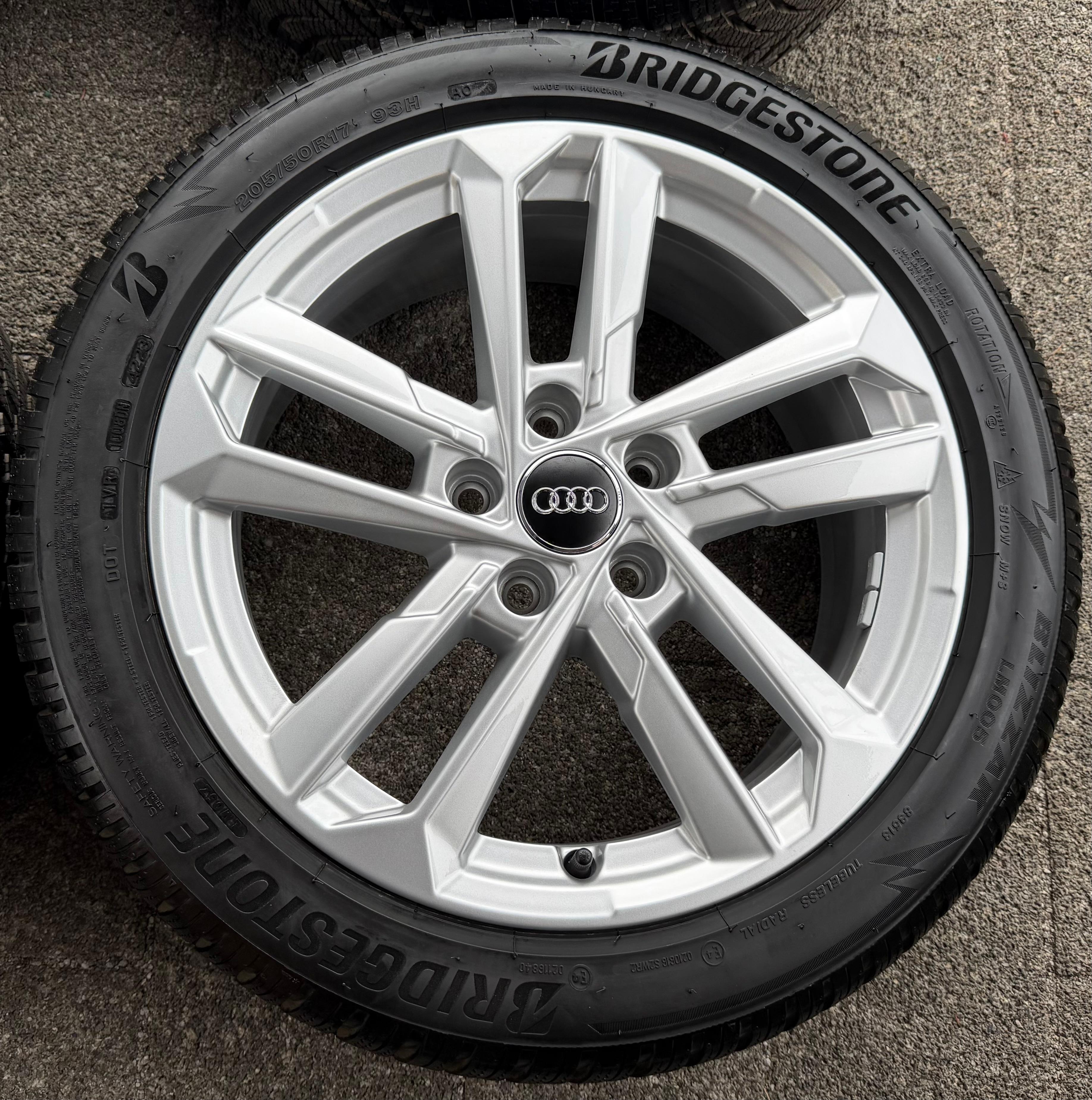 4 Original 17" Alu Winterräder Audi A3 S3 8Y 8Y0601025L 205/50R17 93H Bridgestone 2023