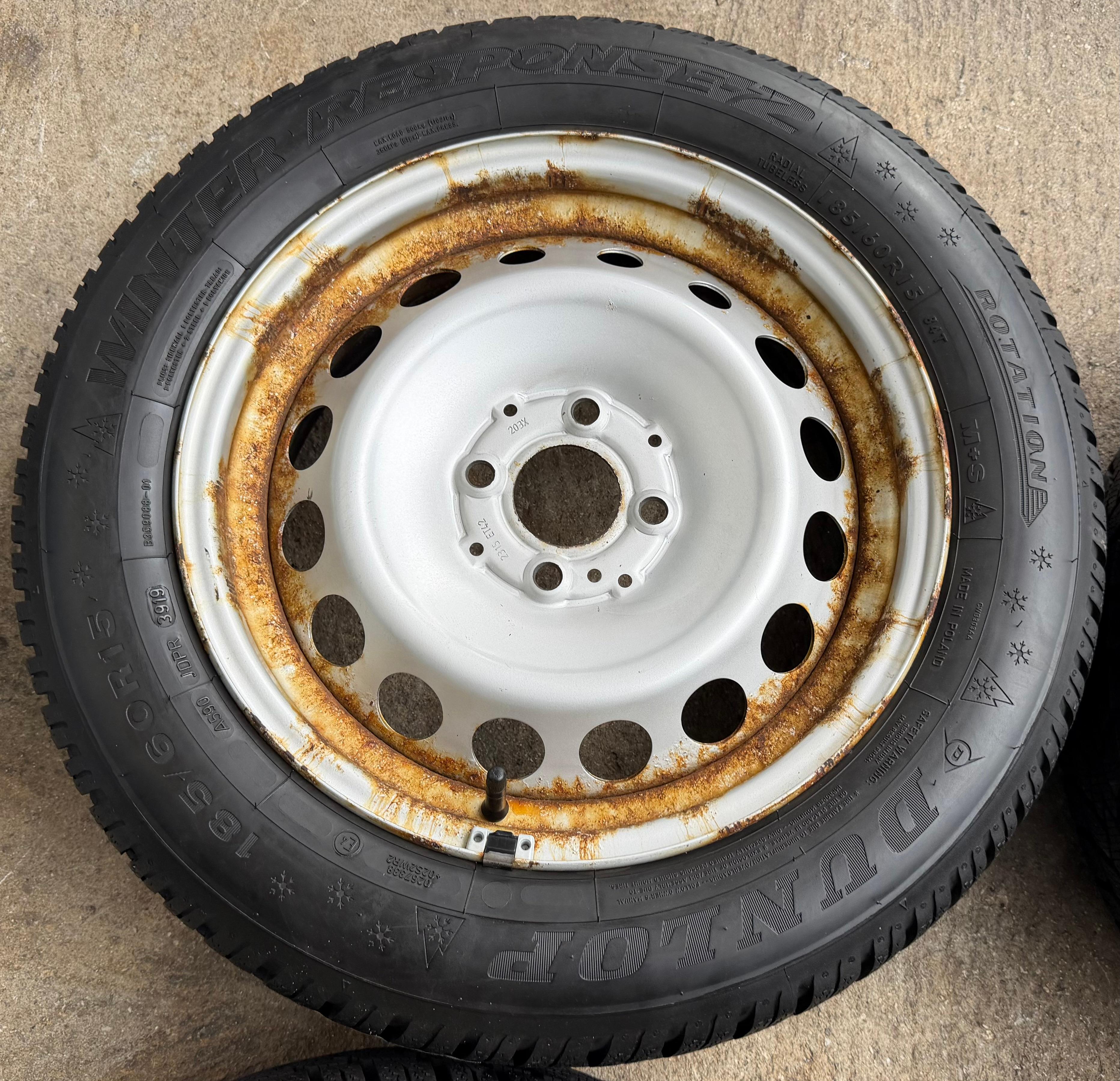 4 Original Winterräder Smart 453 165/65R15 81T 185/60R15 84T Dunlop RDKS