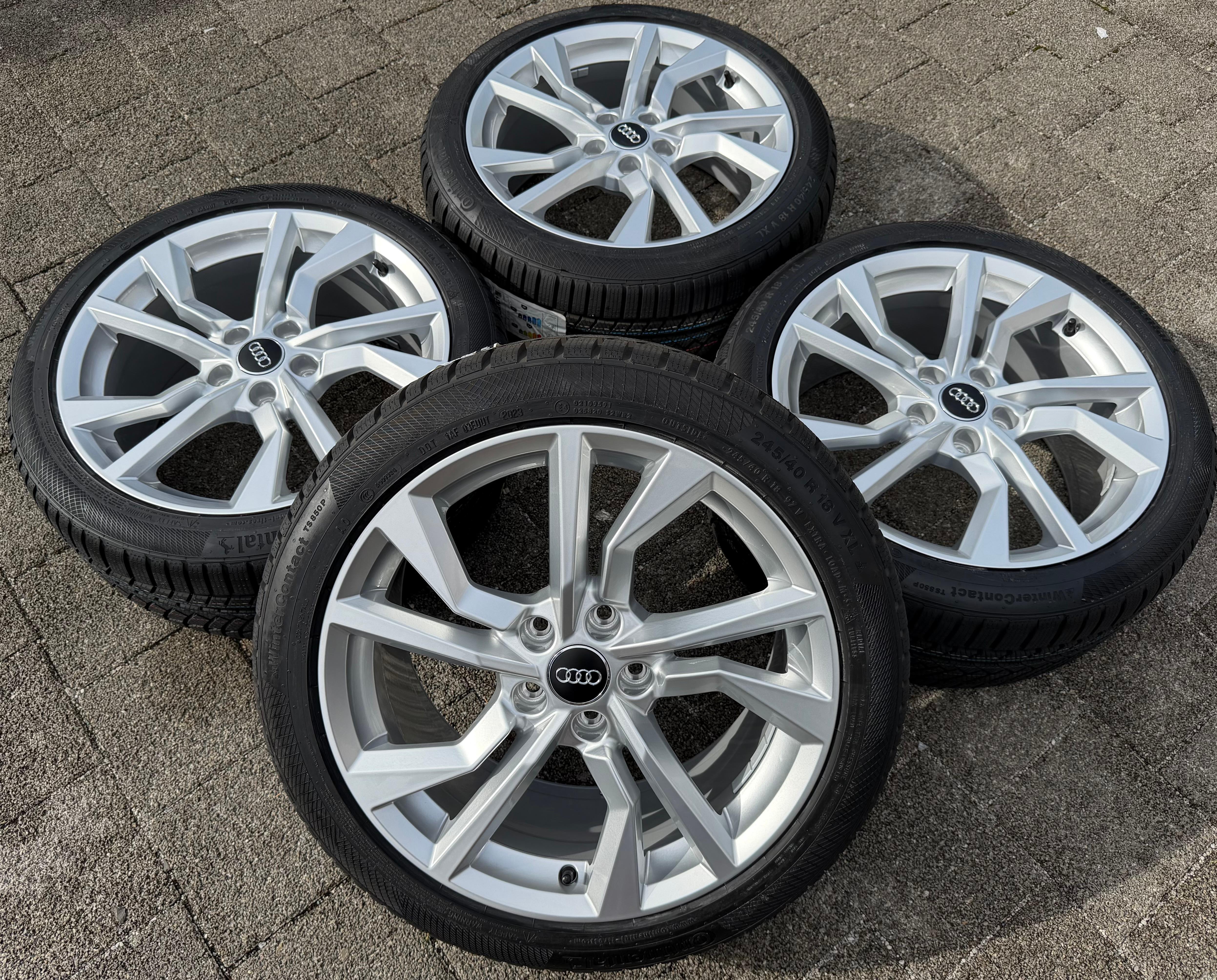 4 Original 18" Alu Winterräder Audi TT TTS 8S 8S0601025AN 245/40R18 97V Continental 2023 NEU