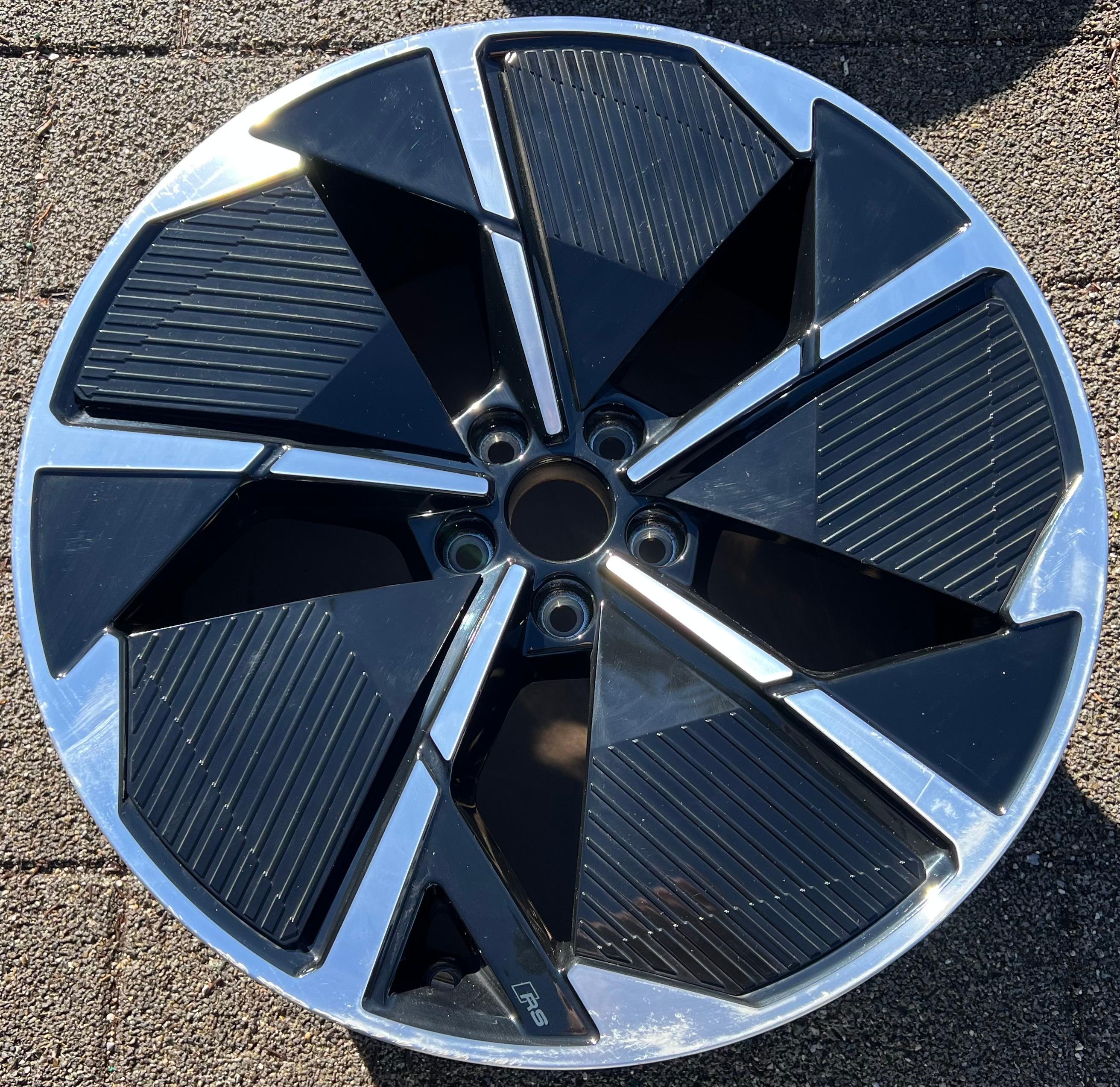 1 X ORIGINAL 21" ALUFELGE FELGE AUDI Q4 E-TRON 89A601025A 8,5x21 ET40 FREIHAUS