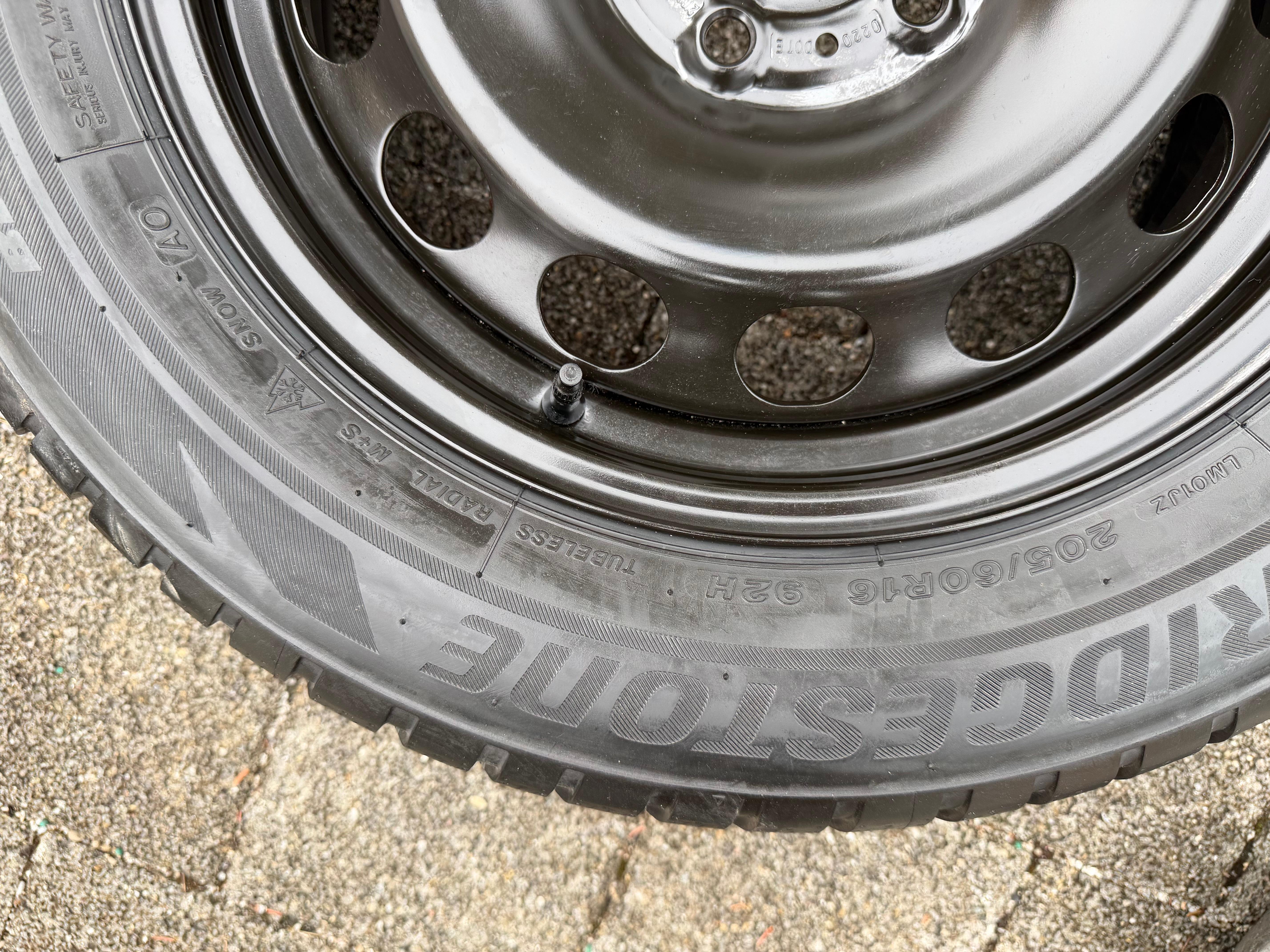 4 Winterräder Audi Q2 GA VW T-Roc 205/60R16 92H Bridgestone 5Q0601027AM