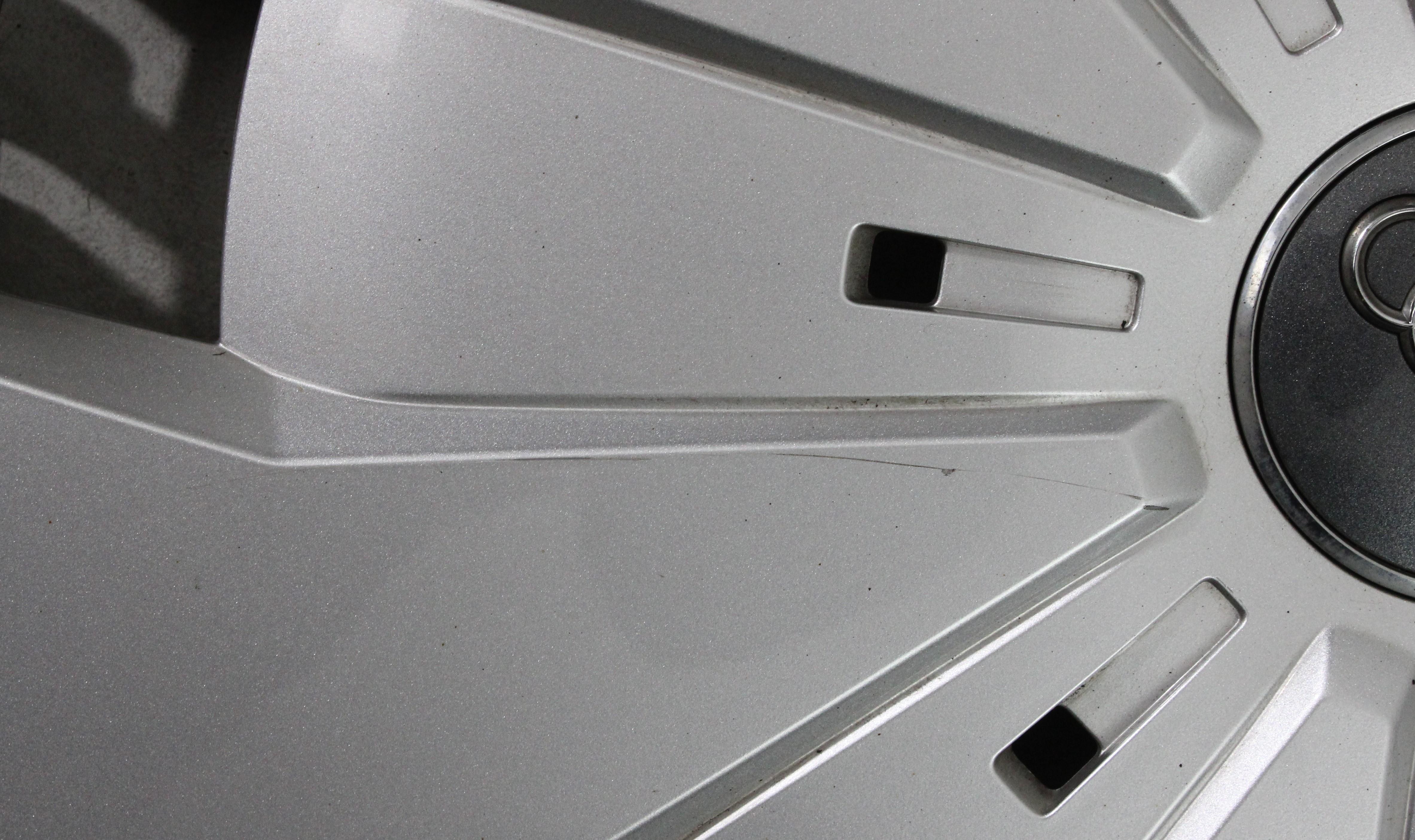 4x Tapacubos originales de 16" para Audi A3 A4 Q2 81A601147, embellecedores de rueda de 16"