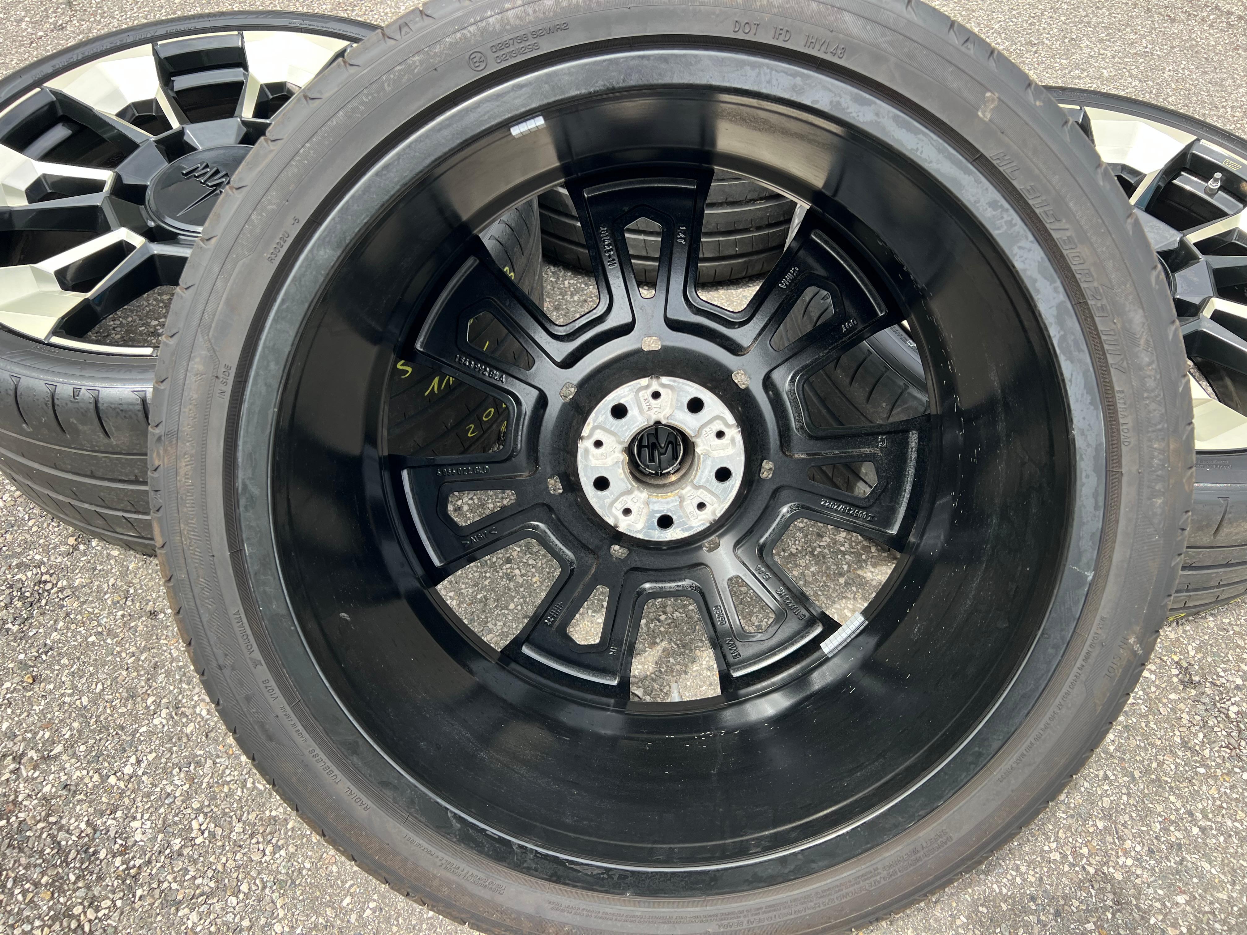 4 ORIGINELE 23" ALUMINIUM ZOMERWIELEN BMW XM G09 STYLING 923M NACHT GOUD 23 INCH 2022